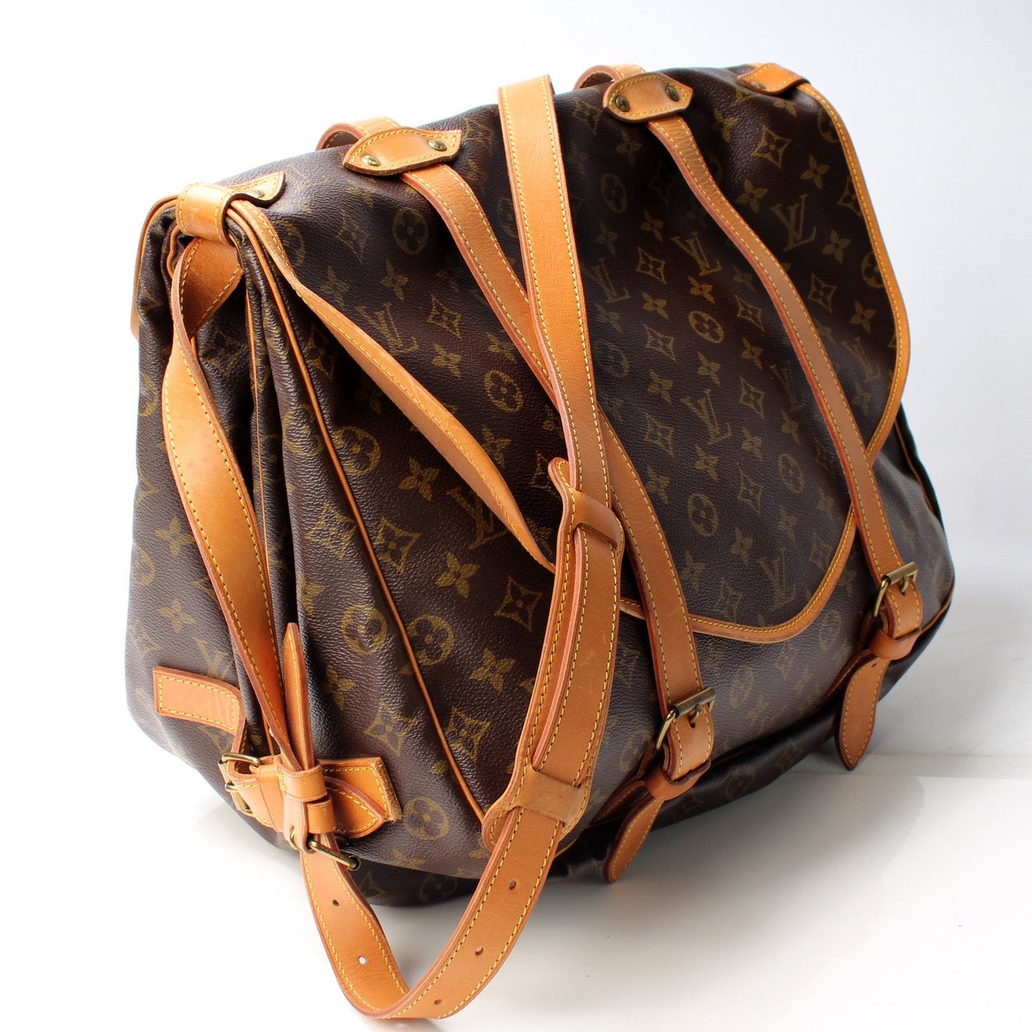 Louis Vuitton Saumur 43 Monogram