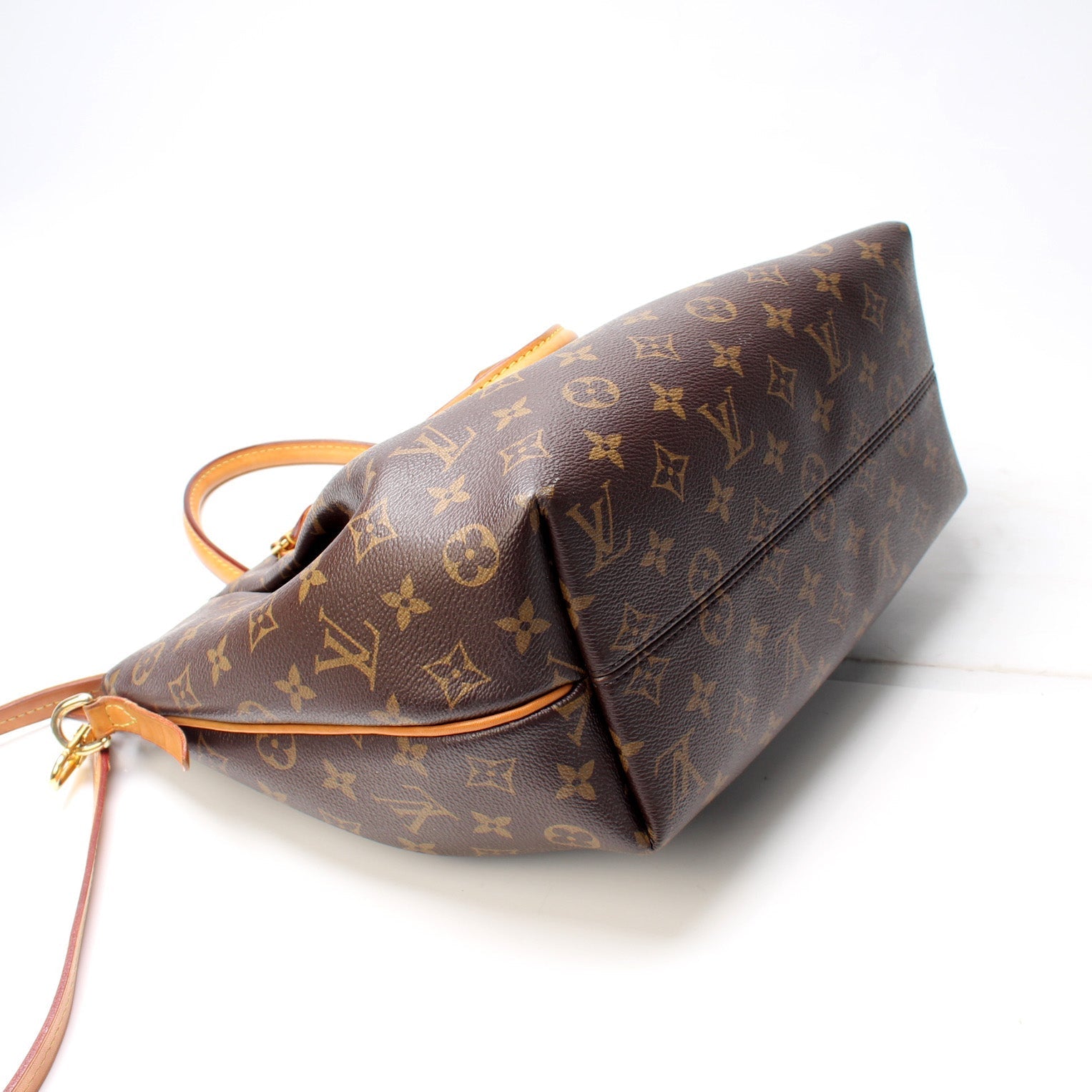 Louis Vuitton Turenne MM Monogram