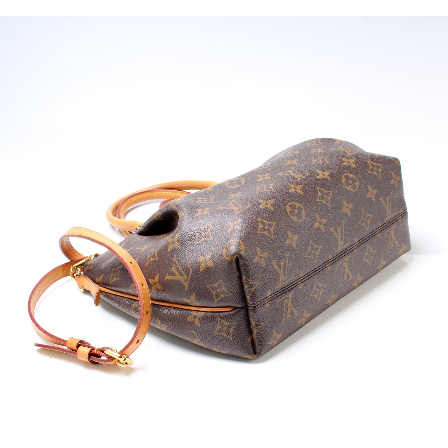 Louis Vuitton Turenne MM Monogram