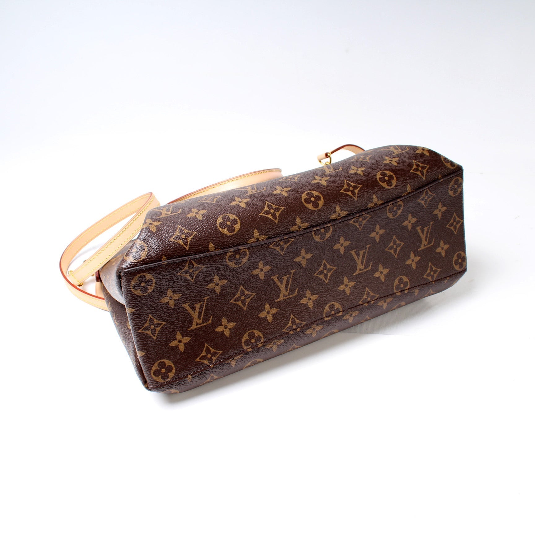 Louis Vuitton Rivoli NM MM Monogram