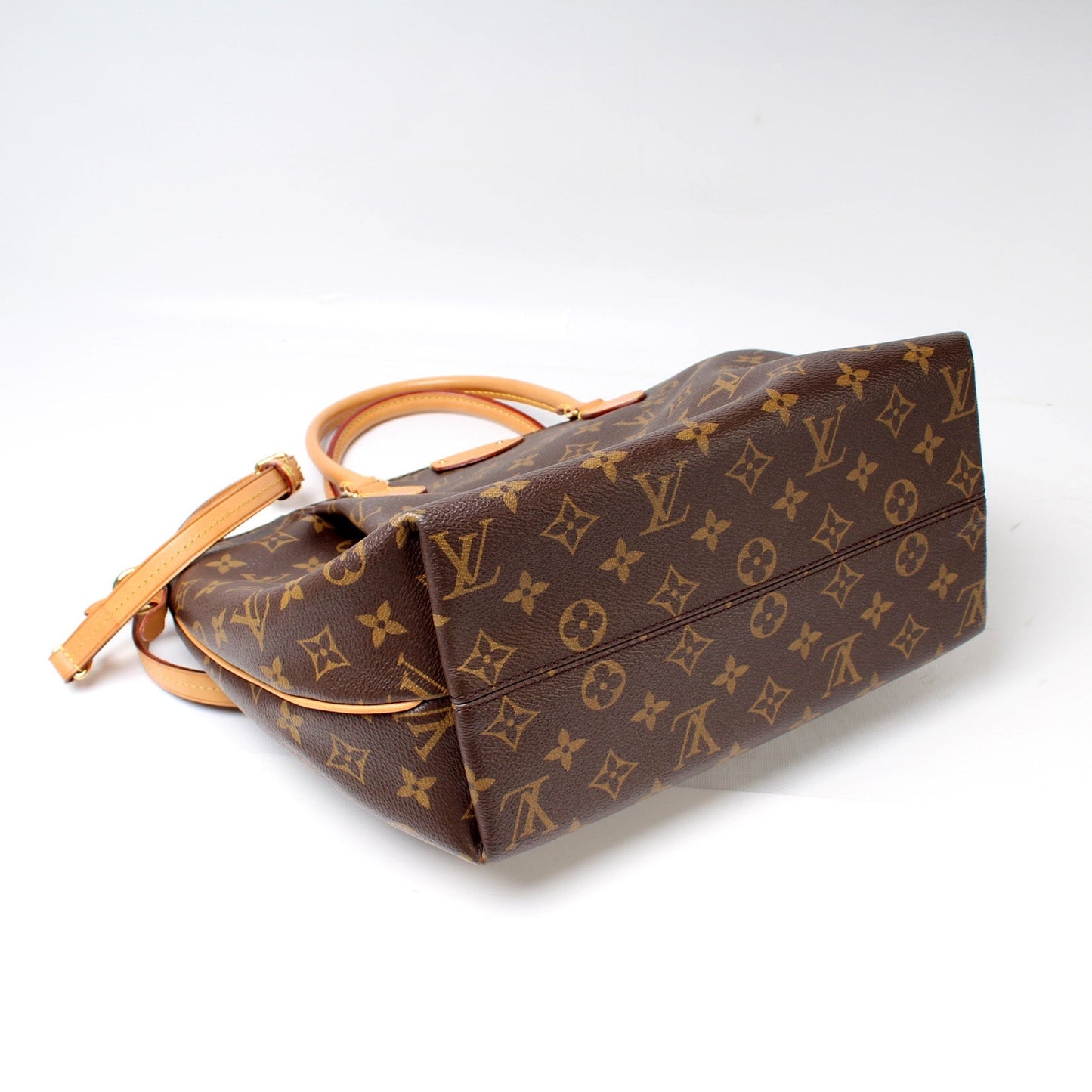 Louis Vuitton Turenne MM Monogram