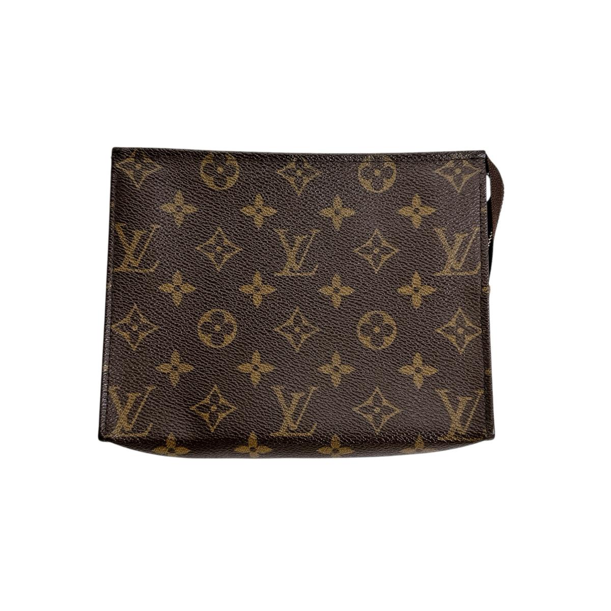 LOUIS VUITTON Pouch Monogram canvas Brown Pochette Monogram Toilette 19 unisex(Unisex)