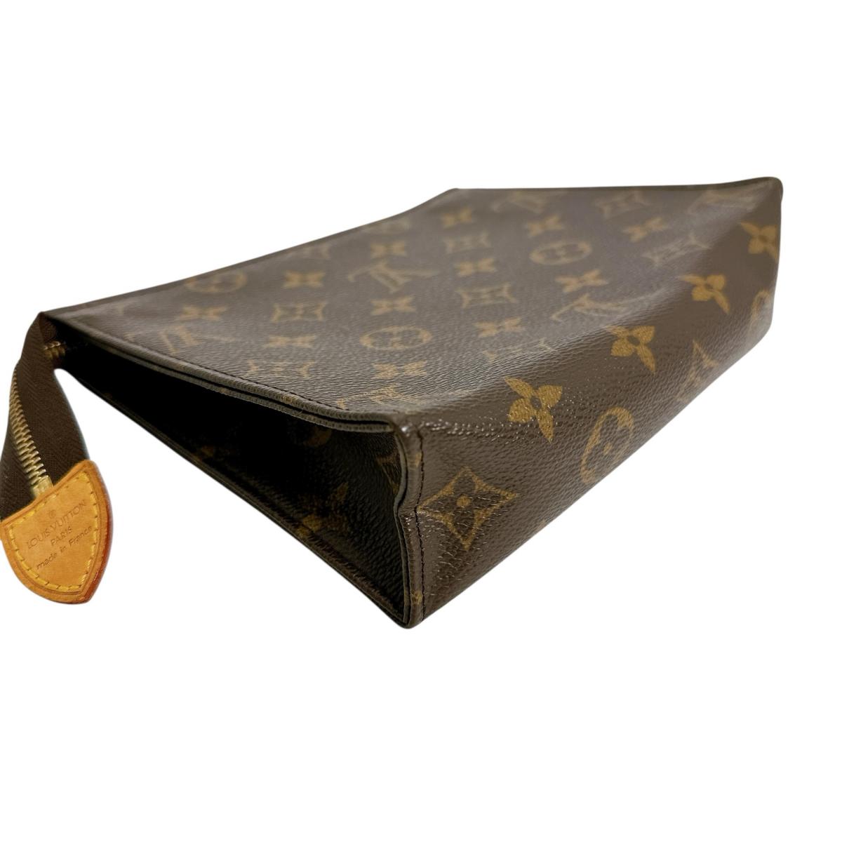 LOUIS VUITTON Pouch Monogram canvas Brown Pochette Monogram Toilette 19 unisex(Unisex)