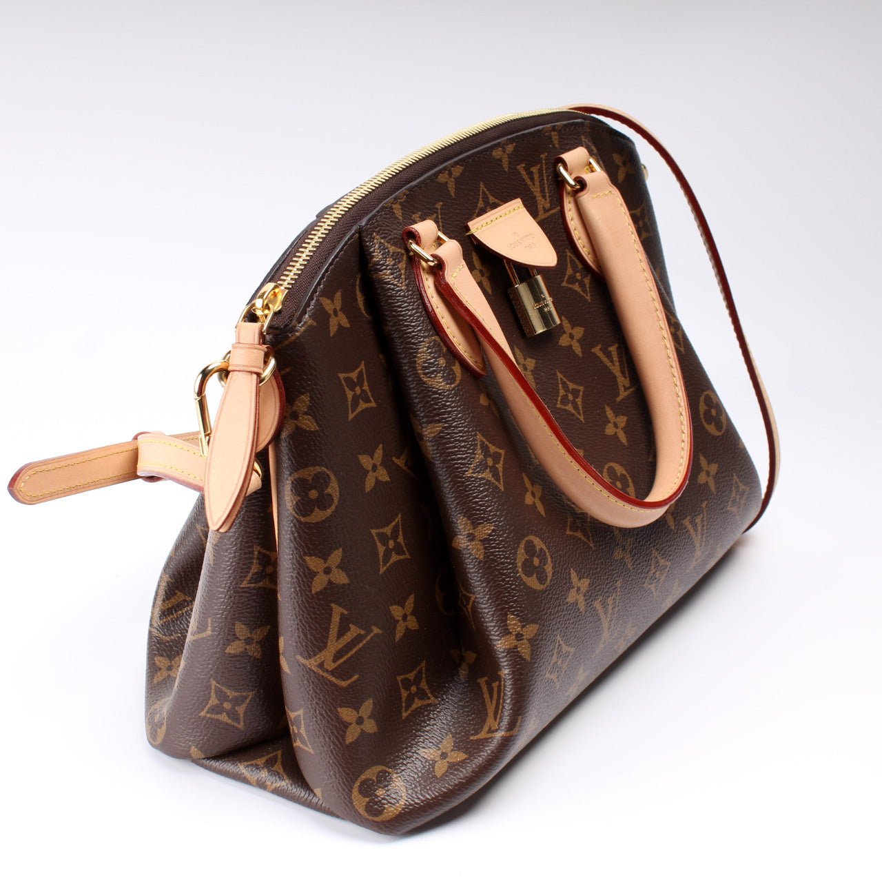 Louis Vuitton Rivoli NM PM Monogram