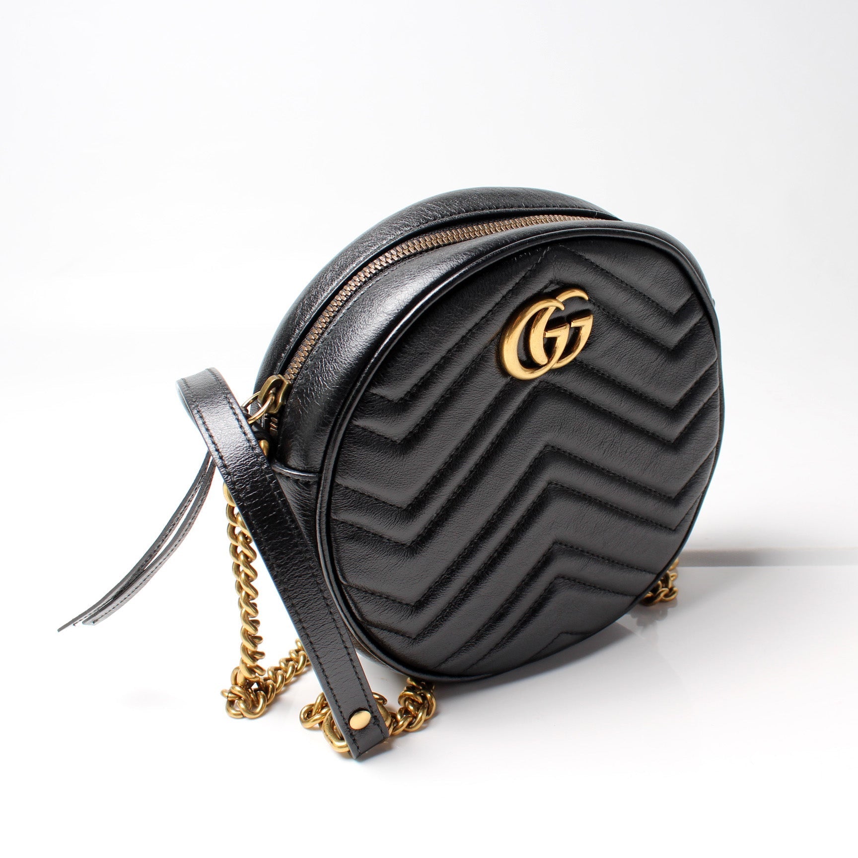Gucci 550154 Marmont Mini Round Bag