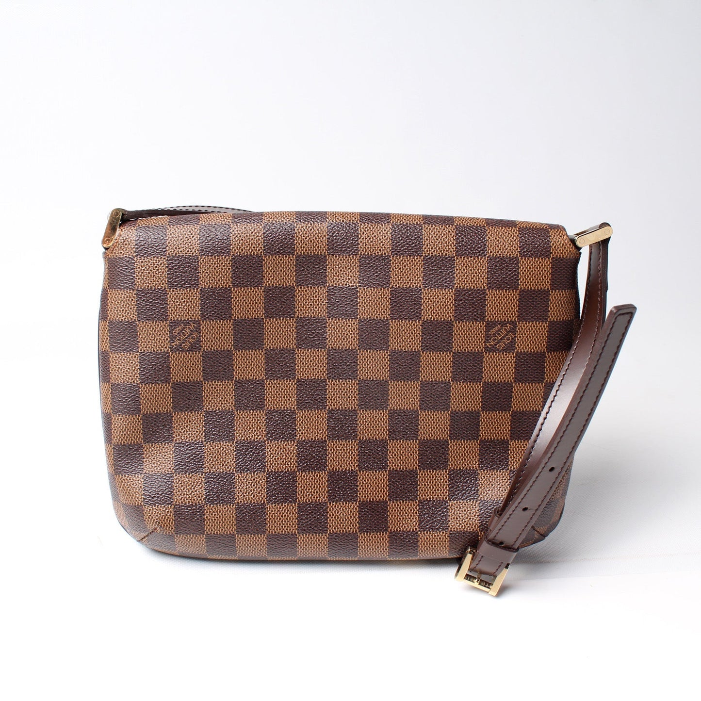 Louis Vuitton Mtte Tango Short Ebene