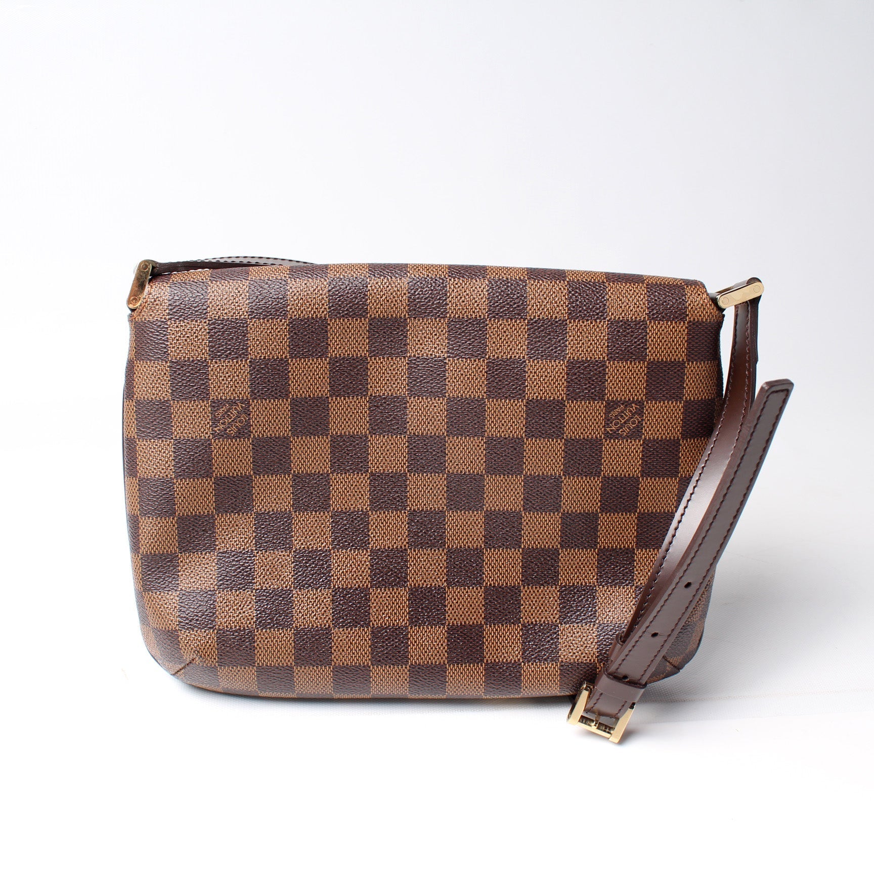 Louis Vuitton Mtte Tango Short Ebene