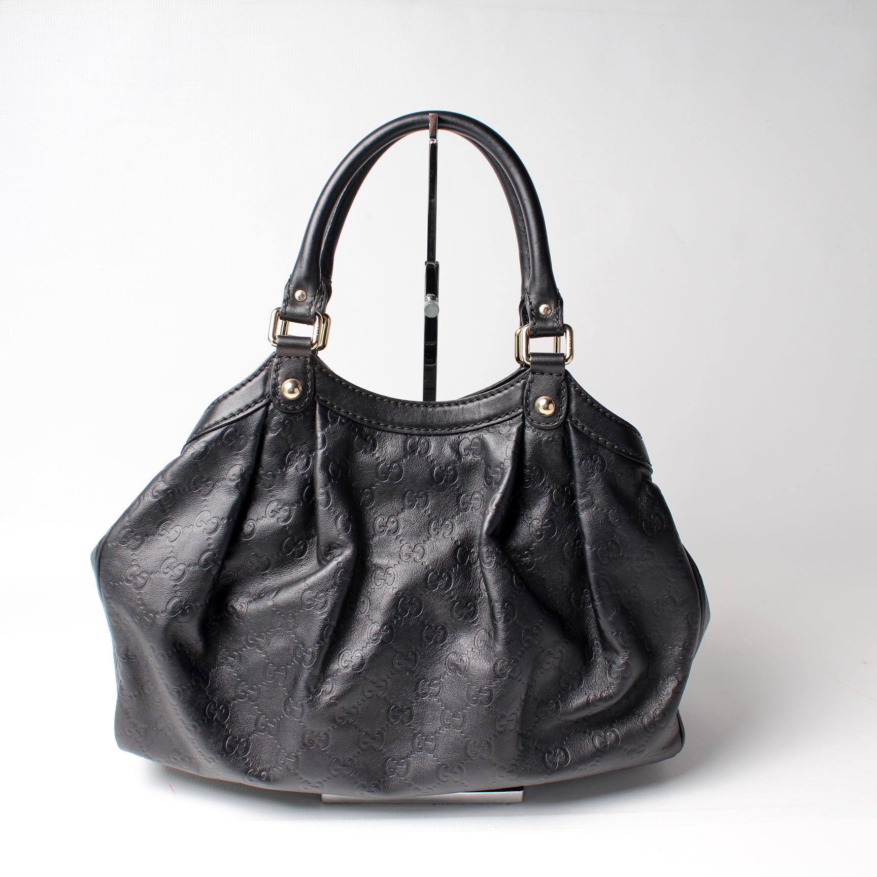 Gucci 211944 Sukey GG Leather Medium Bag