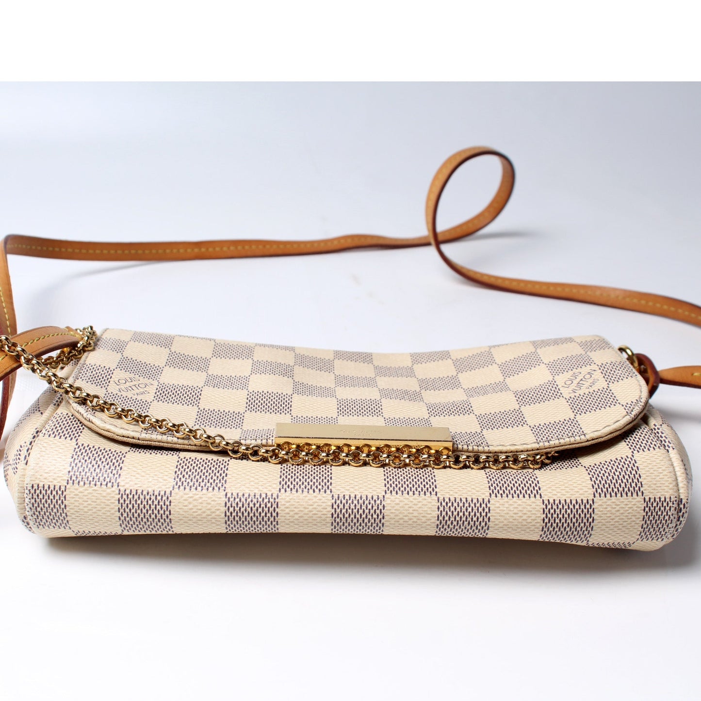 Louis Vuitton hold - Favorite PM Damier Azur