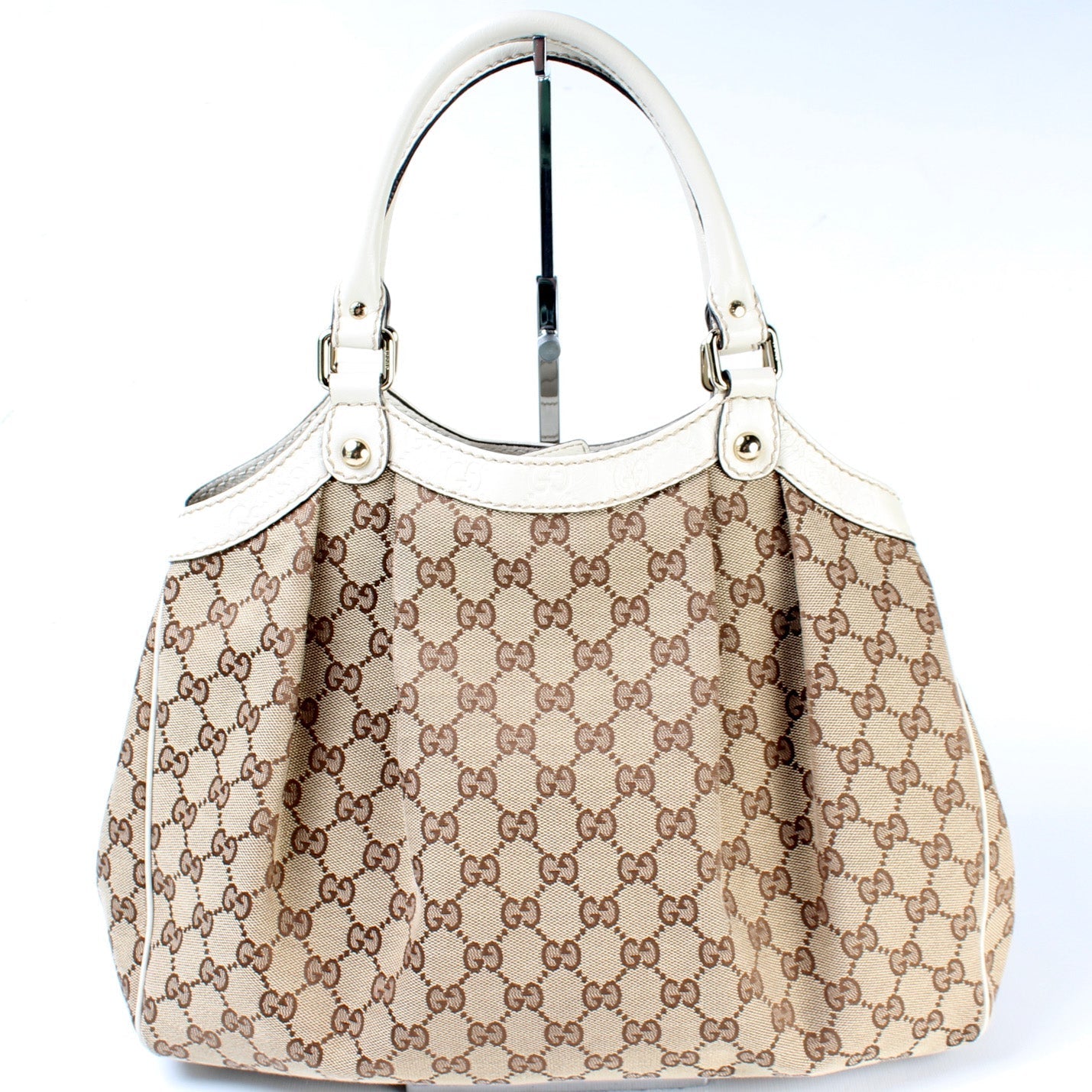 Gucci 211944 Sukey GG Canvas Medium Bag