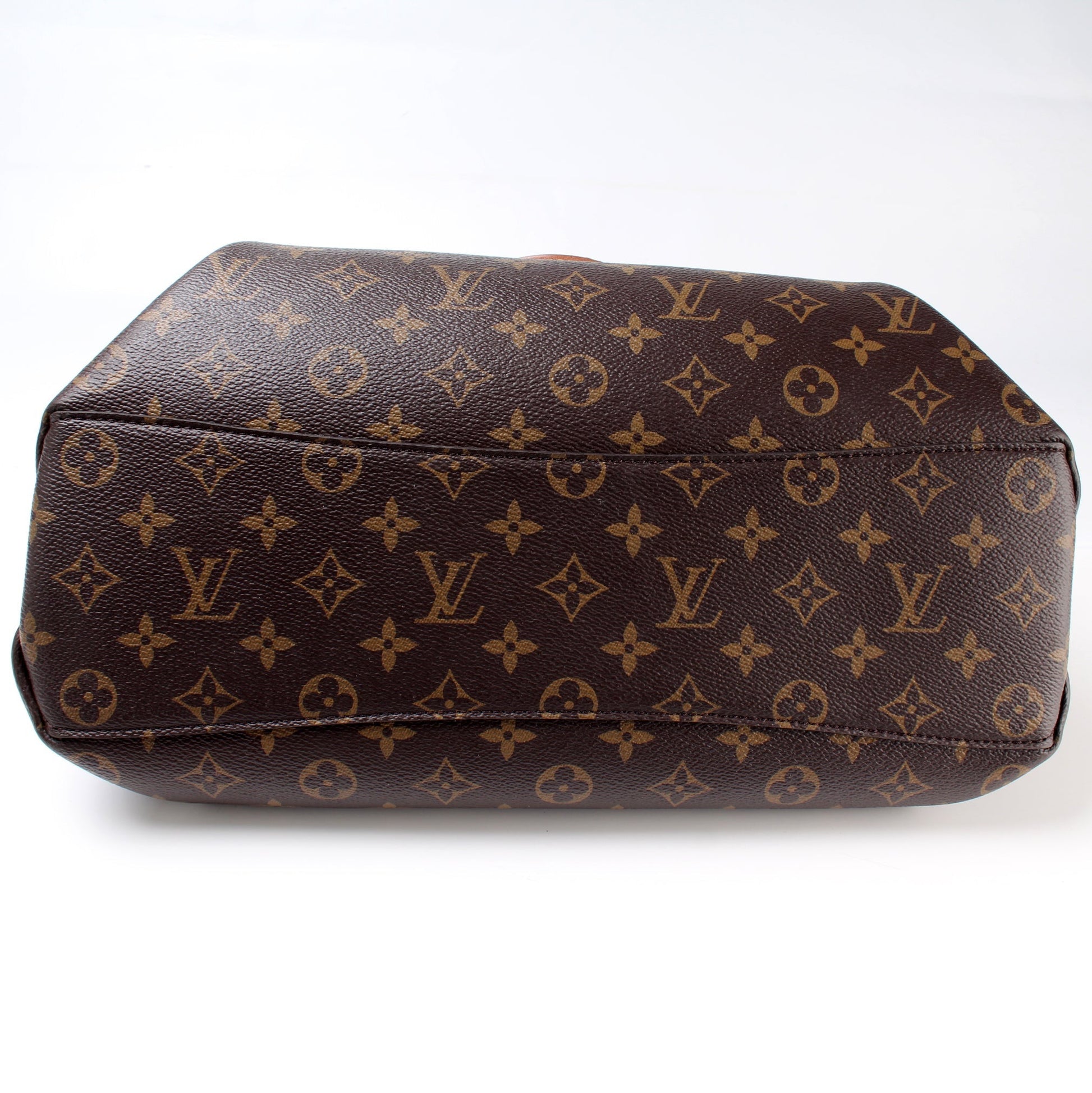 Louis Vuitton Rivoli NM MM Monogram