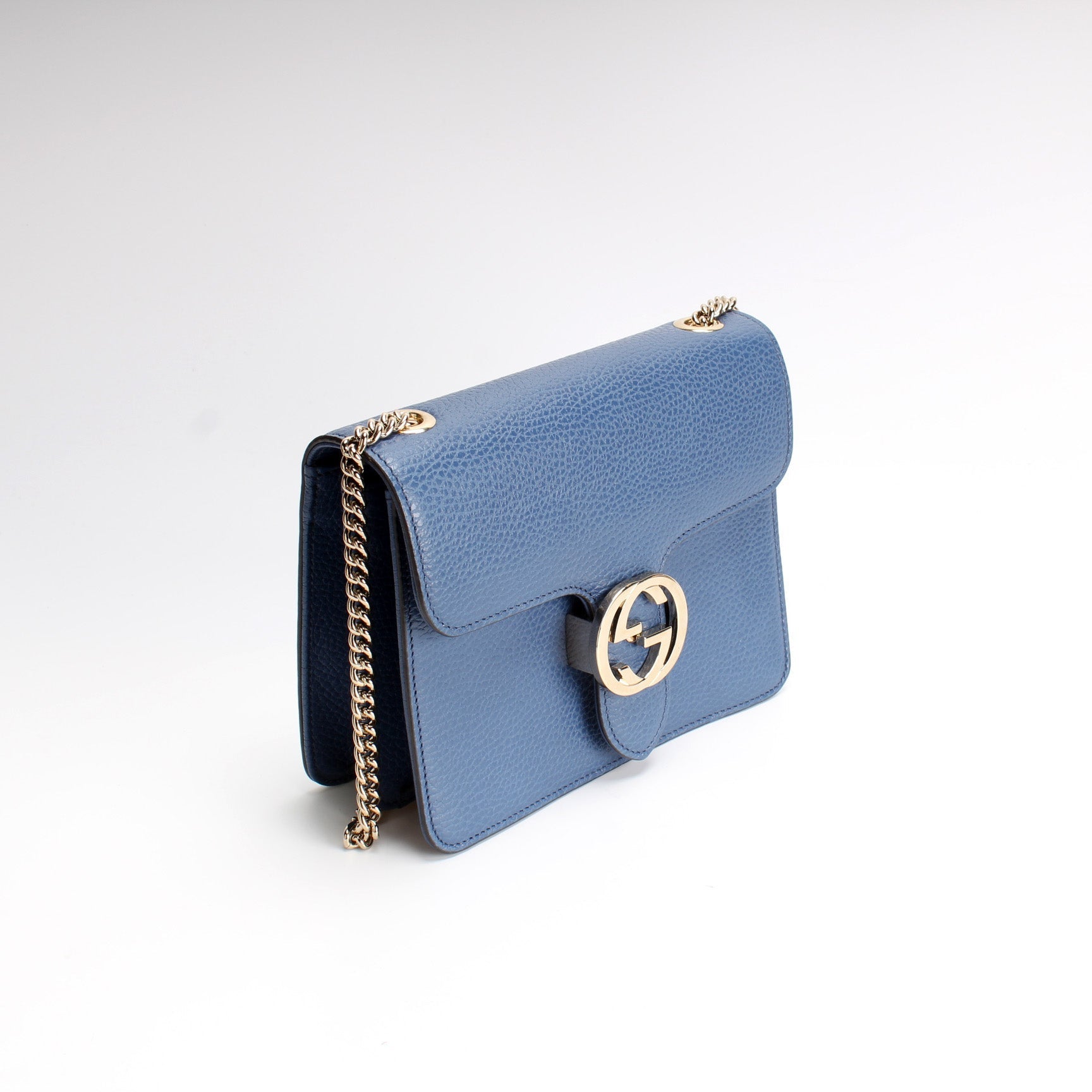 Gucci 510304 Interlocking GG Small Crossbody Bag