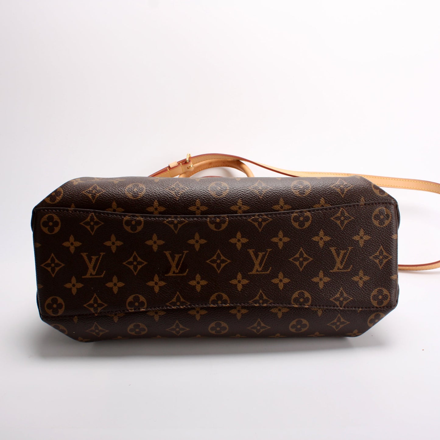 Louis Vuitton Rivoli NM MM Monogram