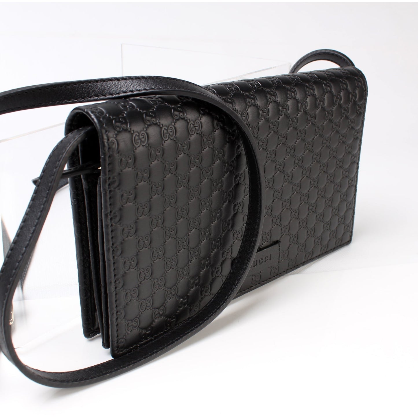 Gucci 466507 Micro GG Wallet On Chain Bag