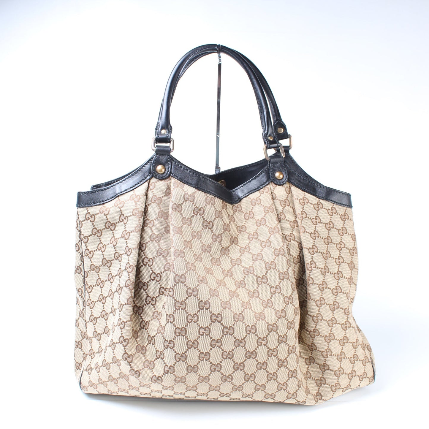 Gucci 211943 Sukey GG Canvas Large Bag