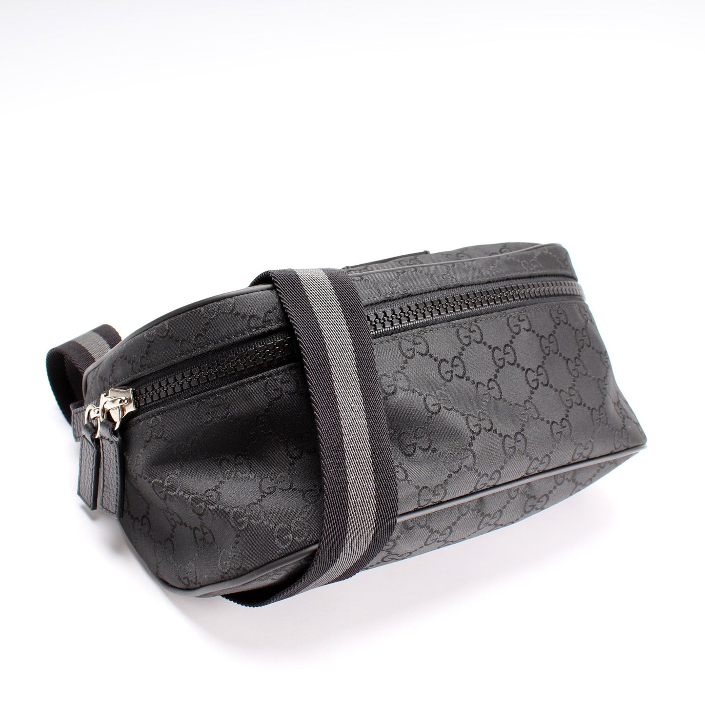 Gucci 449182 GG Nylon Belt Bag