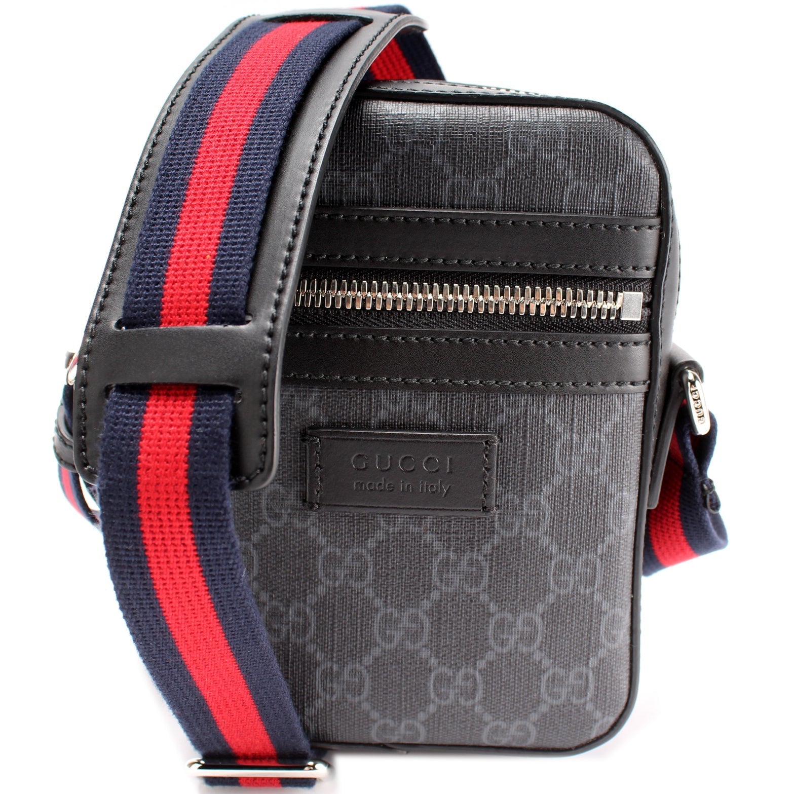 Gucci 598103 GG Supreme Messenger Bag