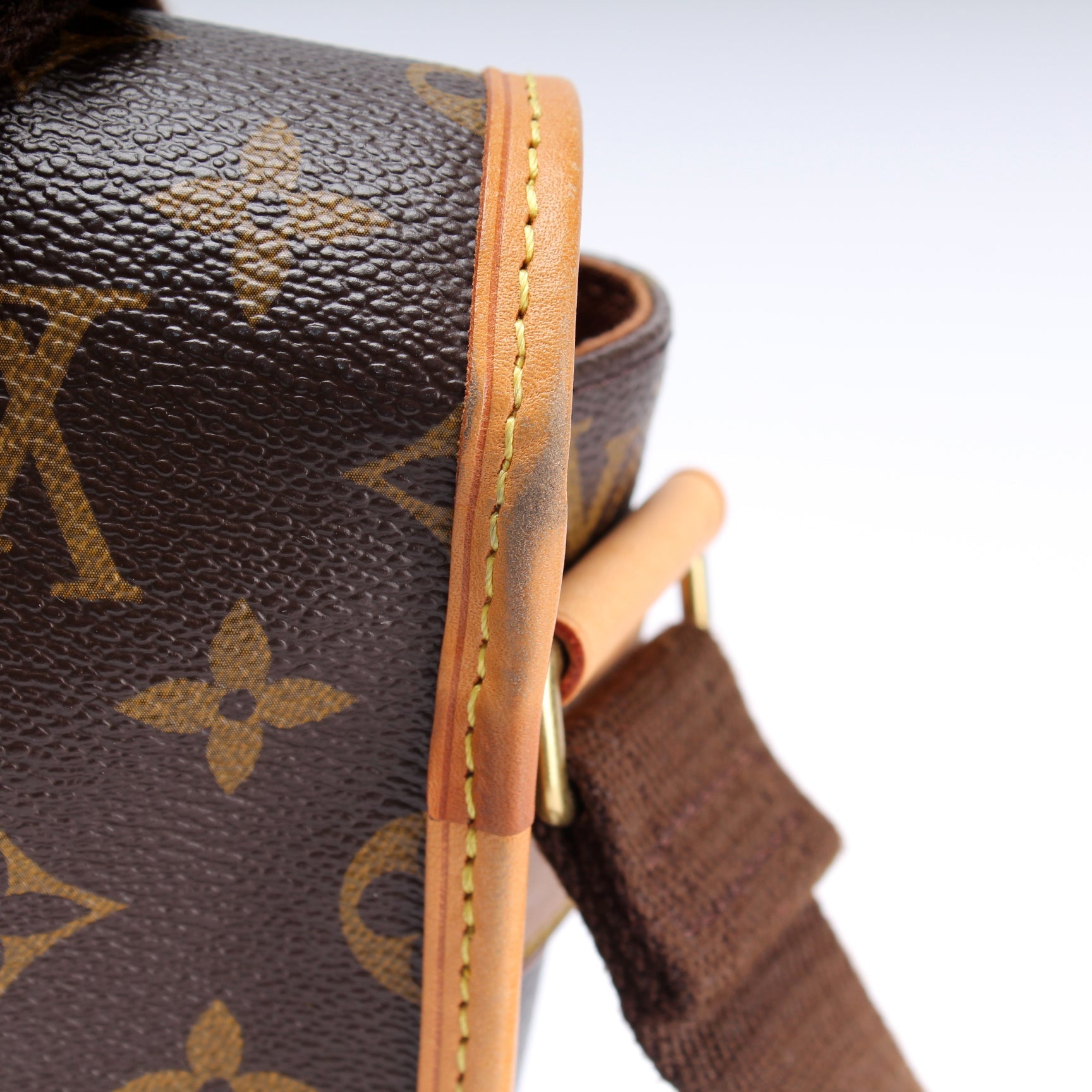 Louis Vuitton Bosphore Messenger PM Monogram