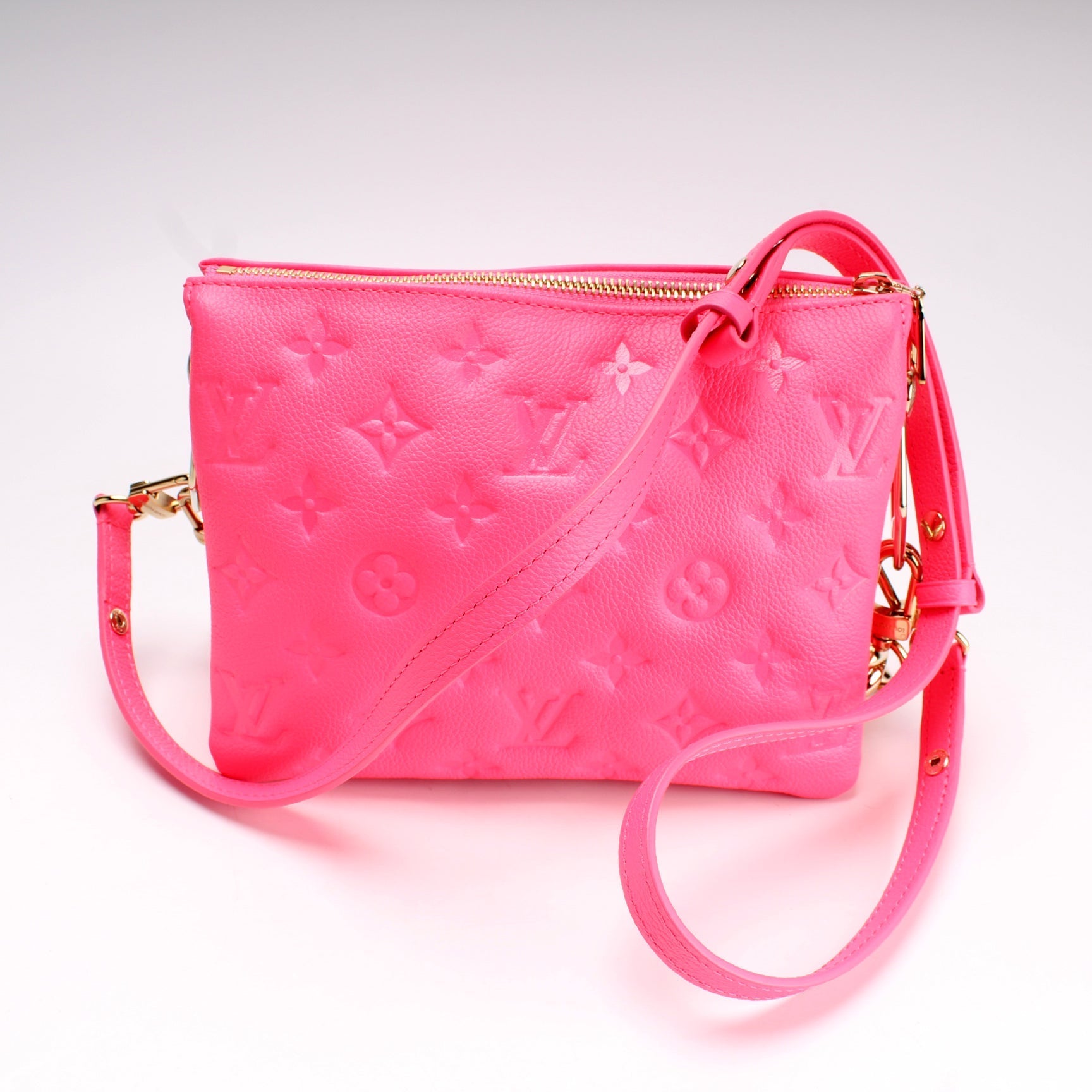 Louis Vuitton Coussin BB