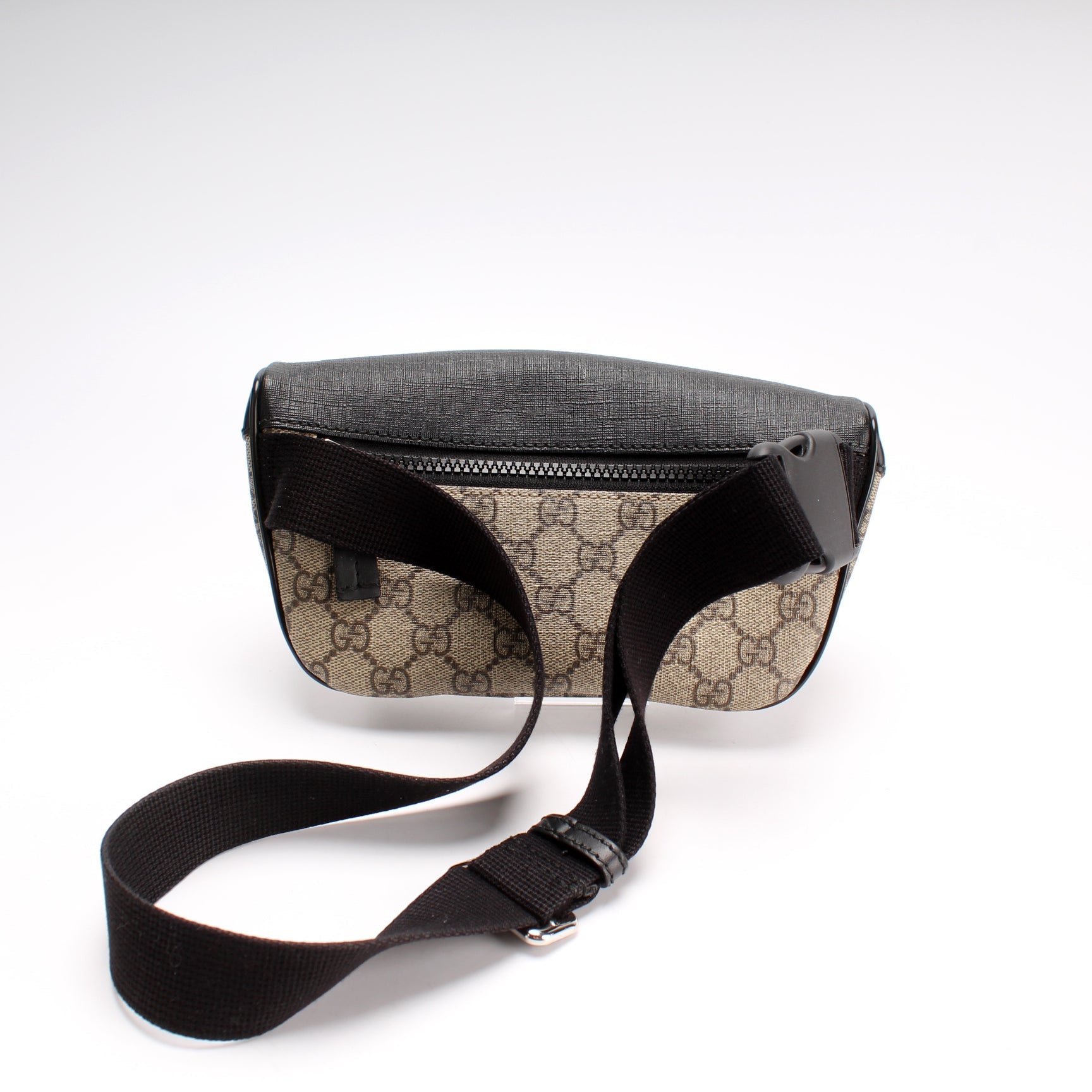 Gucci 450946 GG Supreme Belt Bag