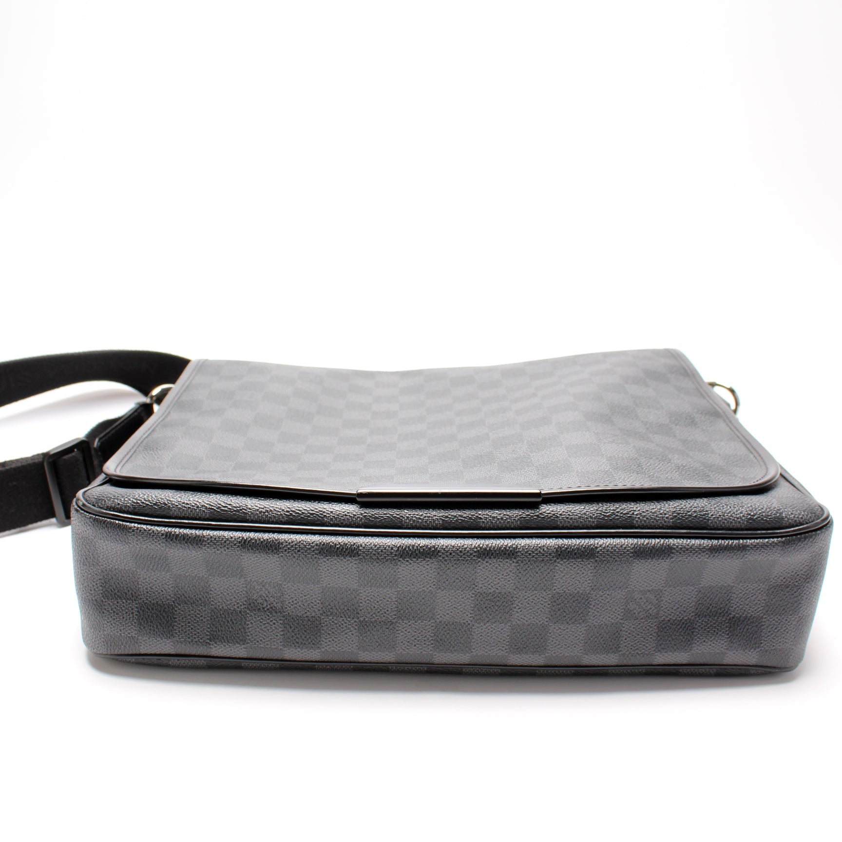 Louis Vuitton Daniel MM Damier Graphite