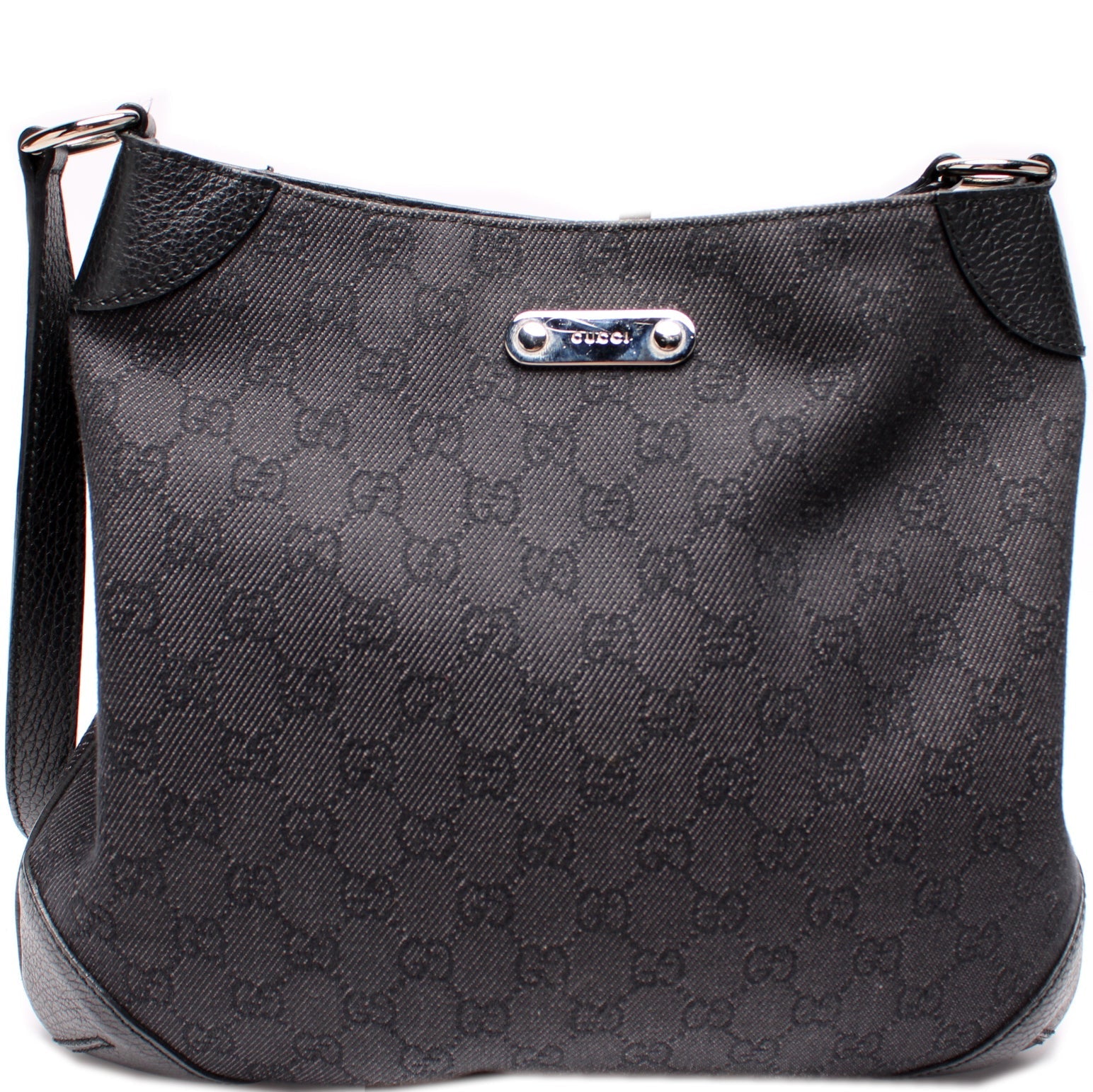 Gucci 196140 GG Canvas Shoulder Bag