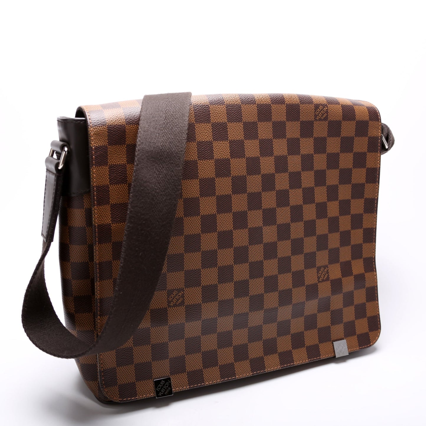 Louis Vuitton District MM Damier Ebene