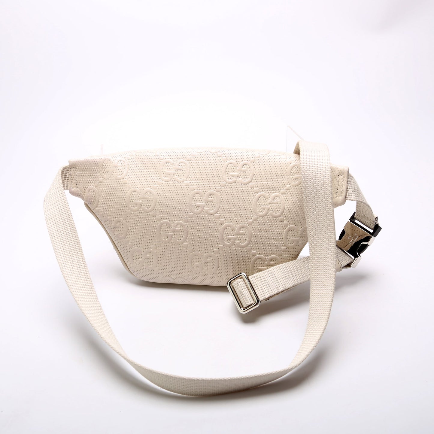 Gucci 658582 GG Embossed Belt Bag