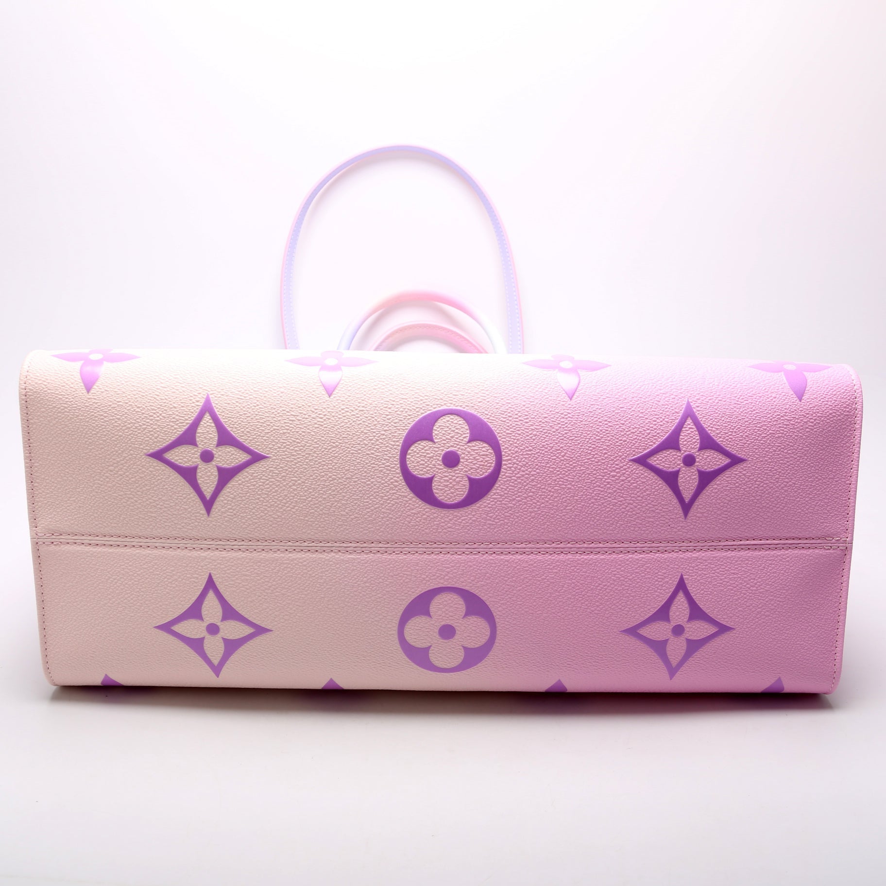 Louis Vuitton ONTHEGO GM Spring in the City