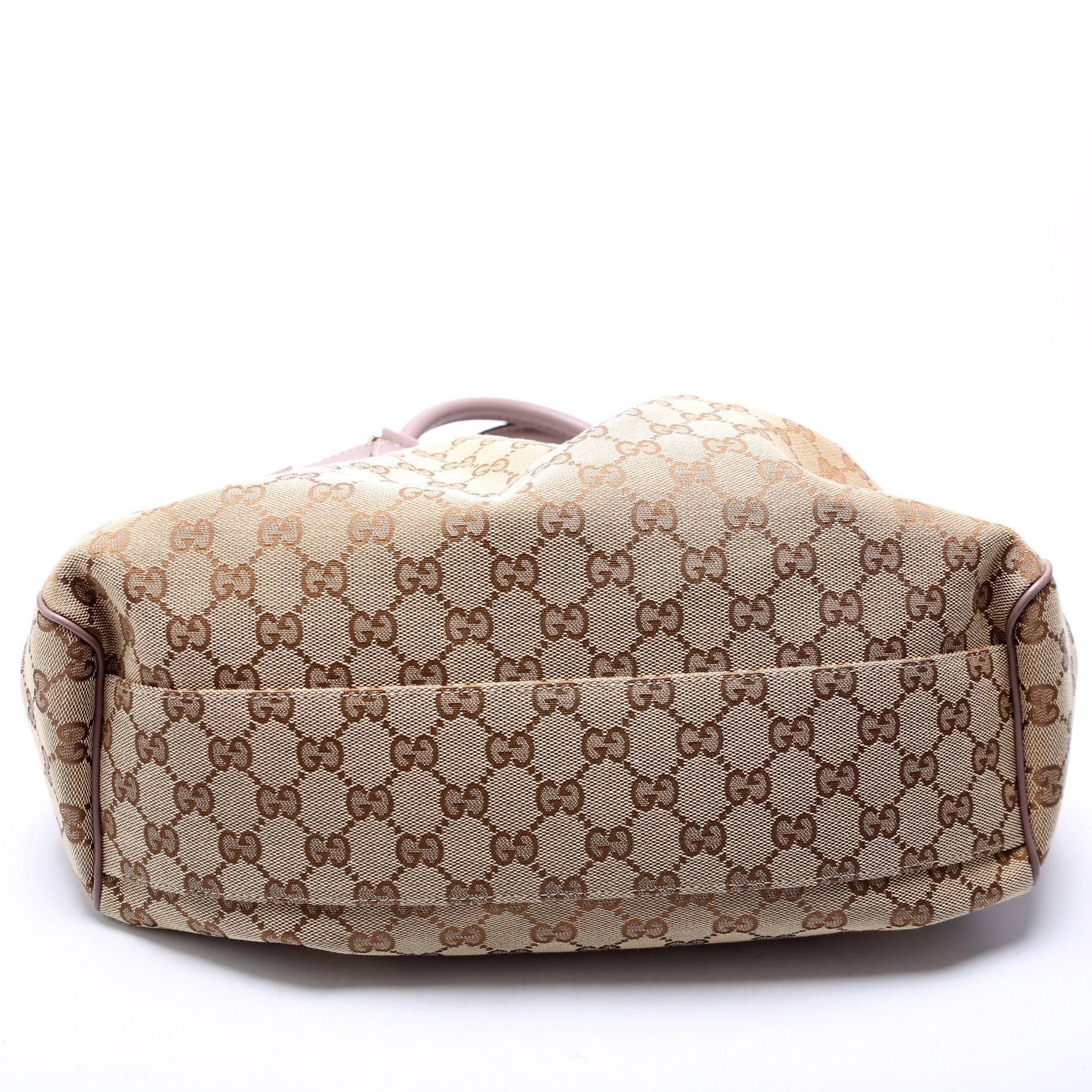 Gucci 211944 Sukey GG Canvas Medium Bag