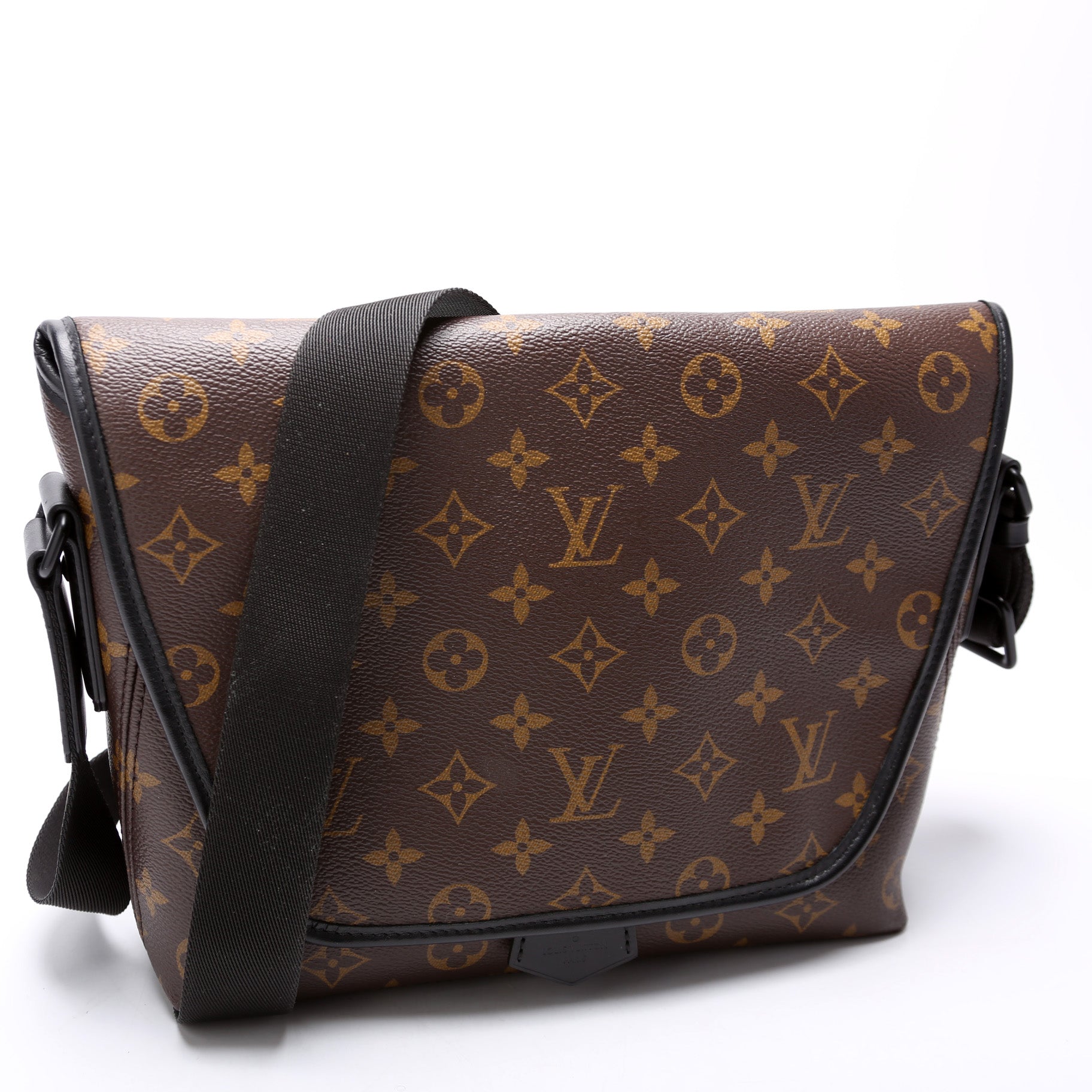 Luxury Women's Handbag | Louis Vuitton Magnetic Messenger Macassar Monogram