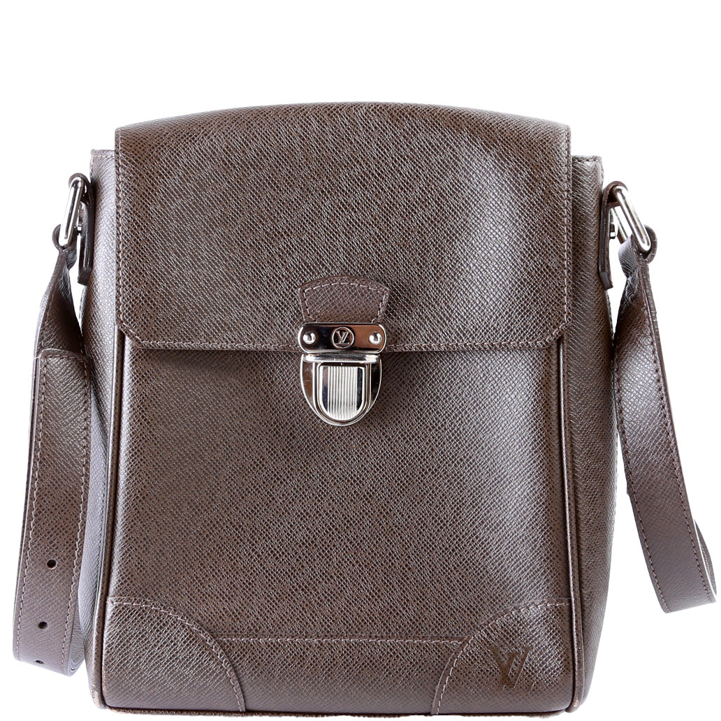 Louis Vuitton Luca Ardoise Taiga Messenger