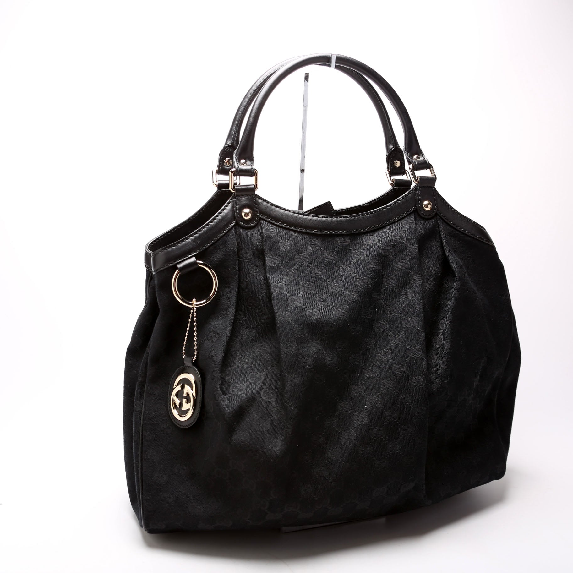 Gucci 211943 Sukey GG Canvas Large Bag