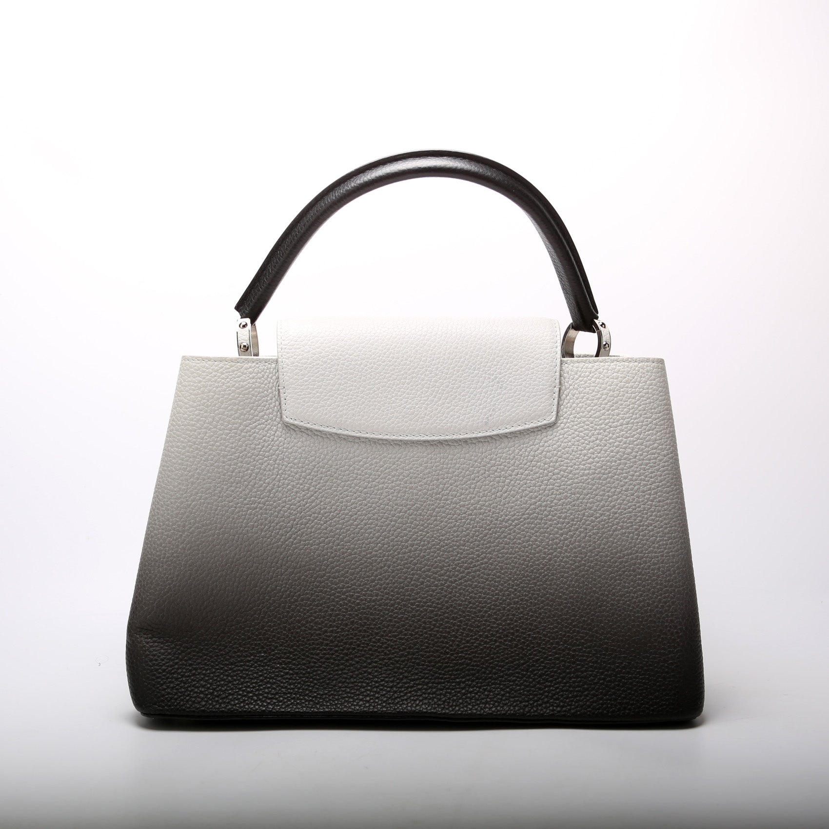 Louis Vuitton Capucines MM Ombre Taurillon