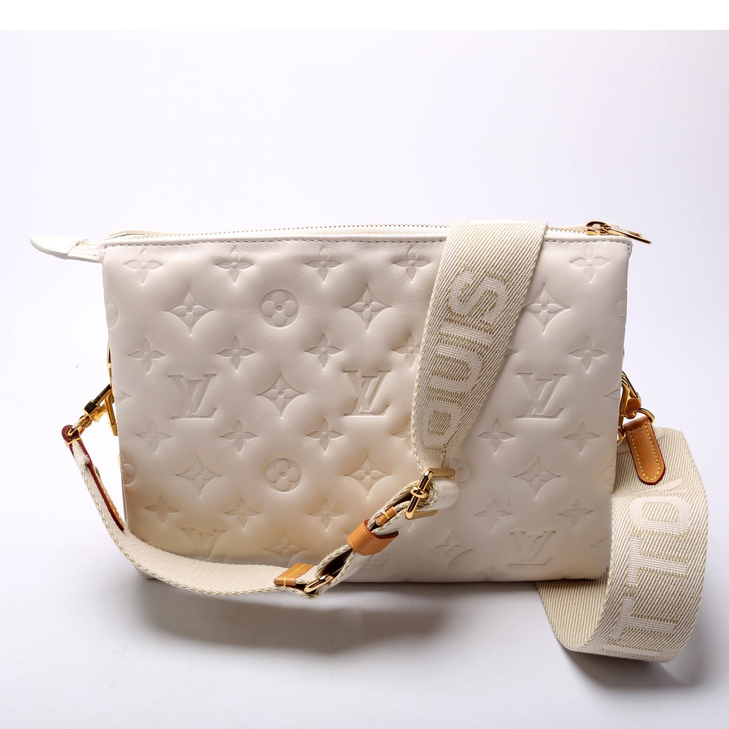 Louis Vuitton Coussin PM Lambskin