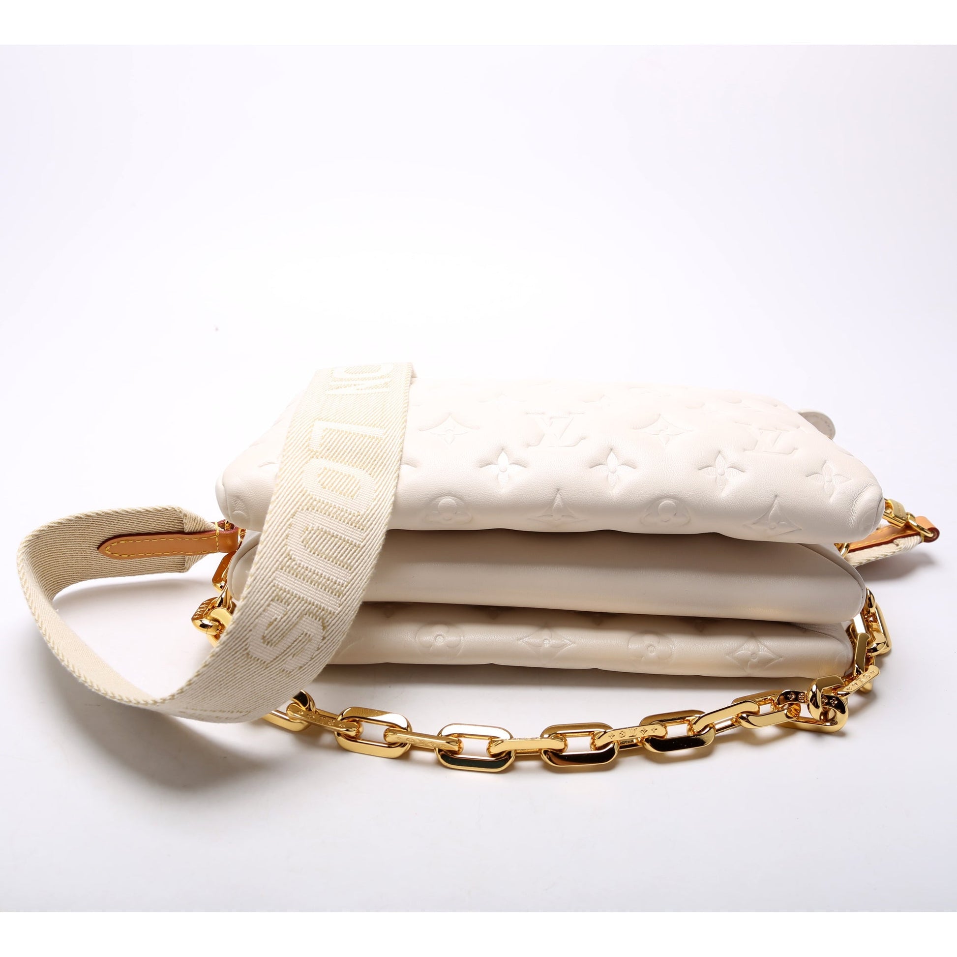 Louis Vuitton Coussin PM Lambskin