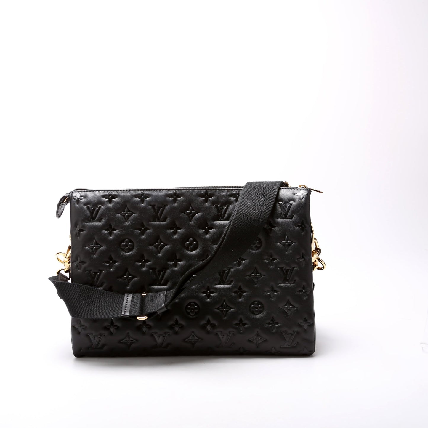 Louis Vuitton Coussin MM Lambskin