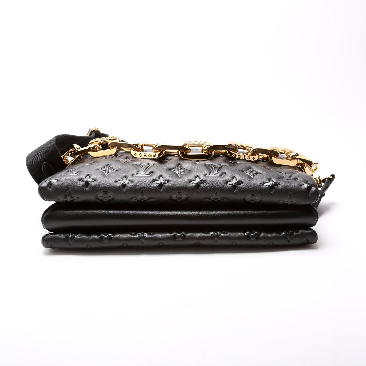 Louis Vuitton Coussin MM Lambskin