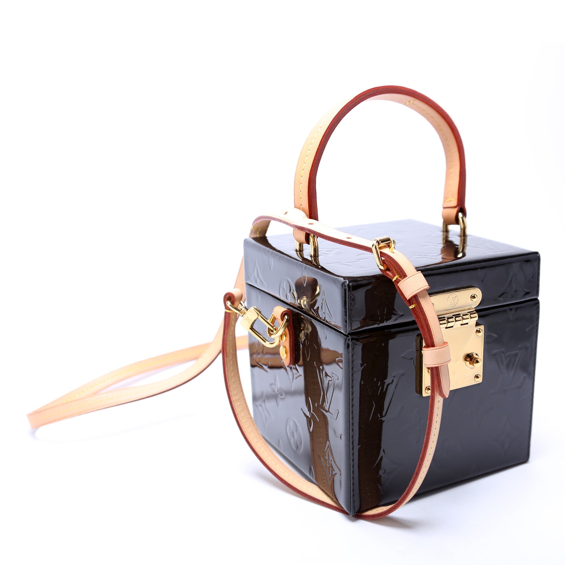 Louis Vuitton Bleecker Box Vernis Black
