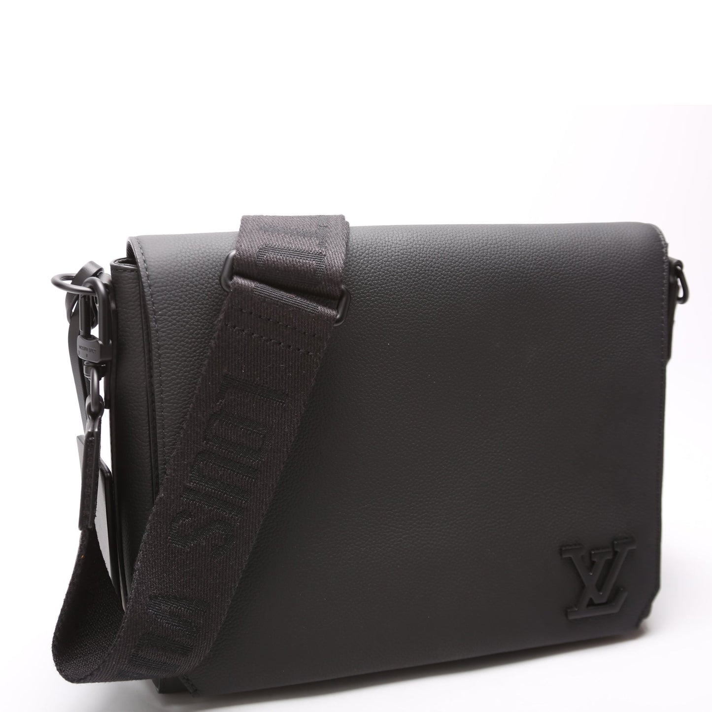 Louis Vuitton Takeoff Messenger Aerogram Black