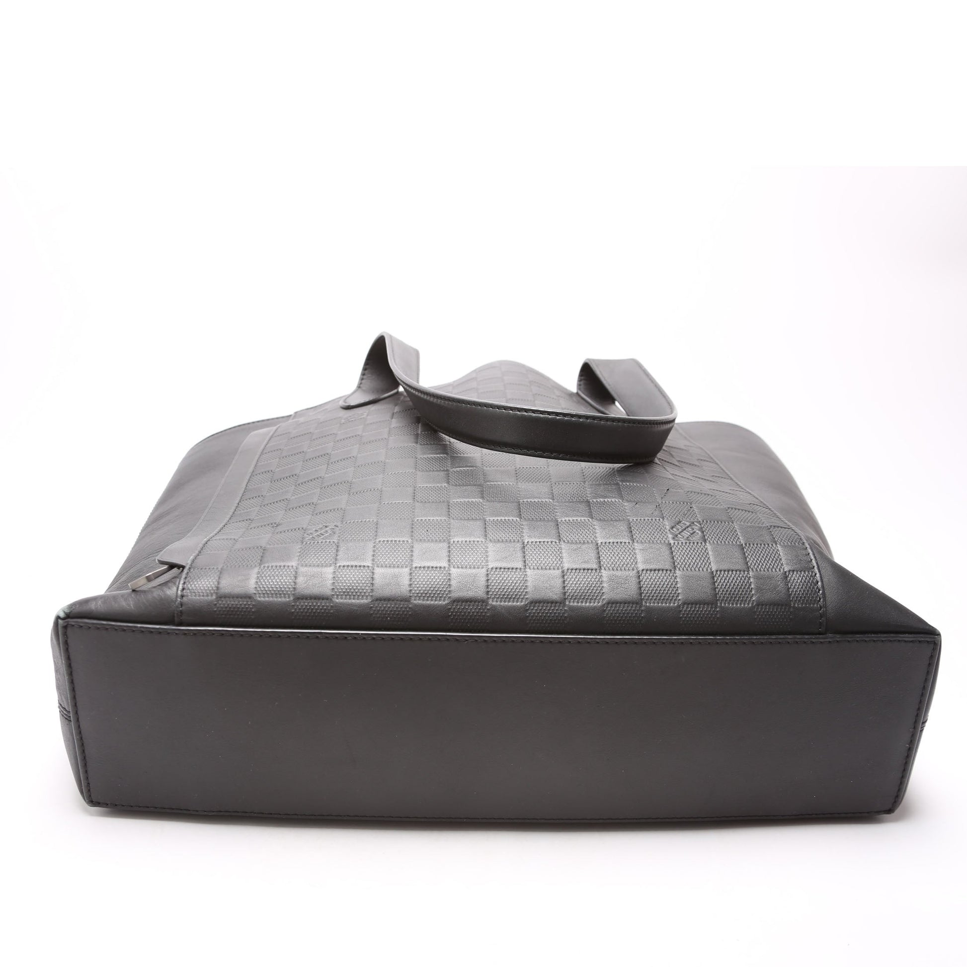 Louis Vuitton Cabas Voyage Infini Leather Black