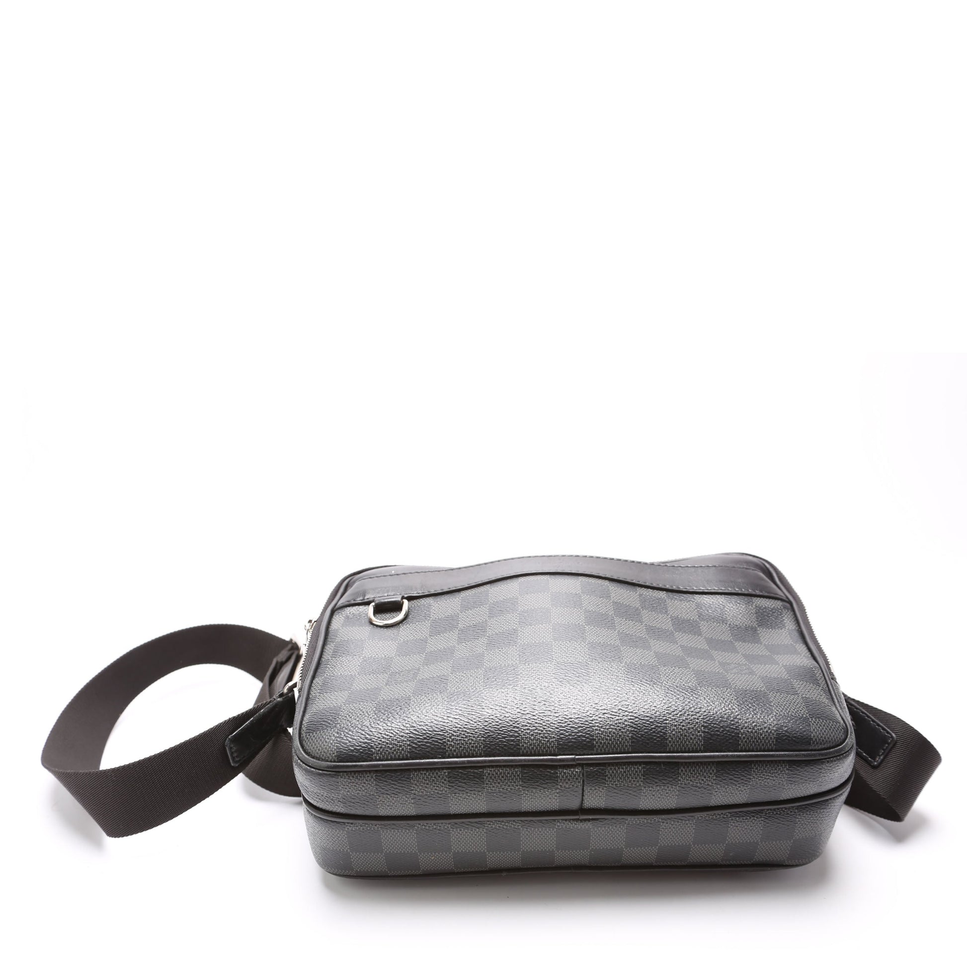 Louis Vuitton Trocadero Messenger PM Graphite