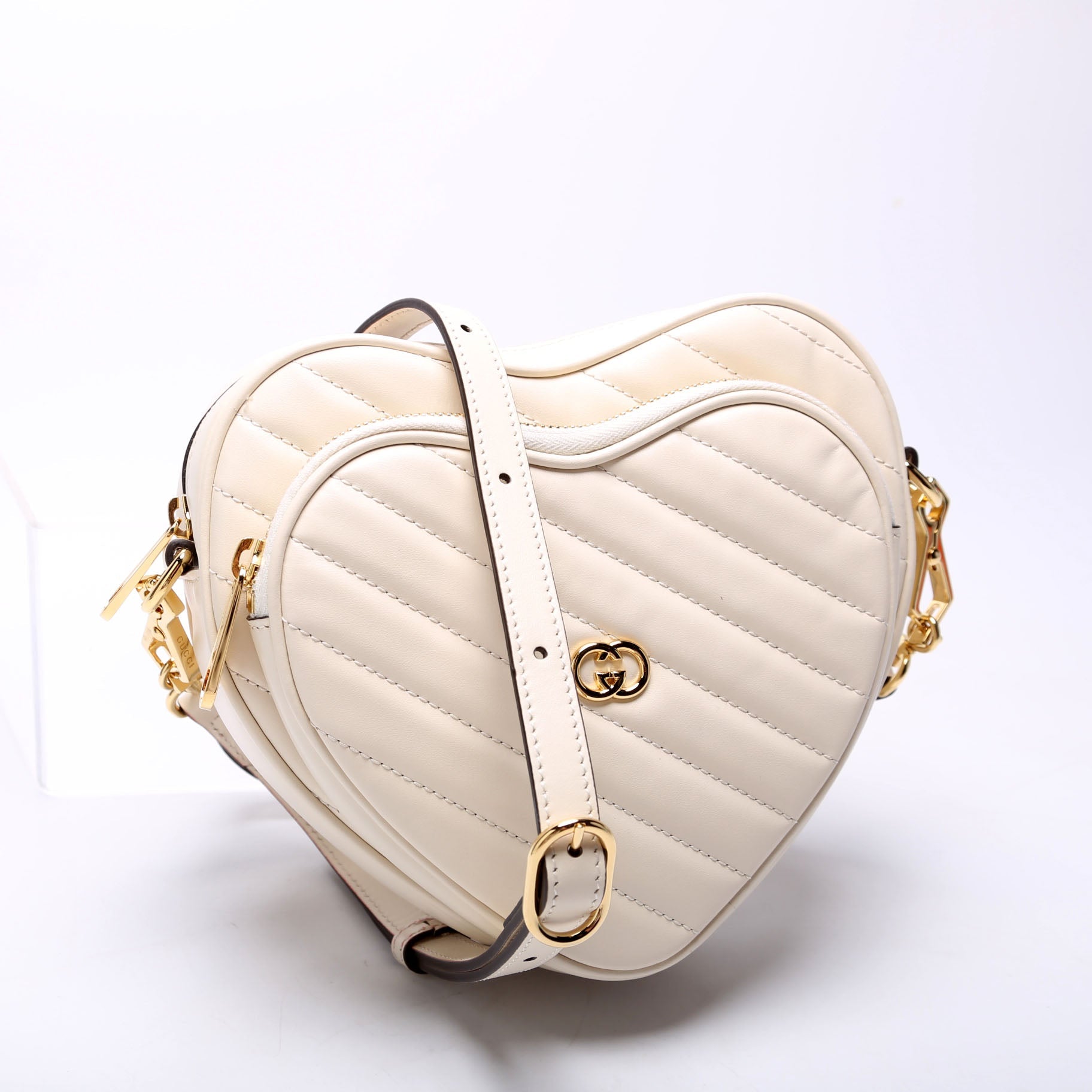 Gucci 751628 Interlock G Mini Heart Crossbody Bag