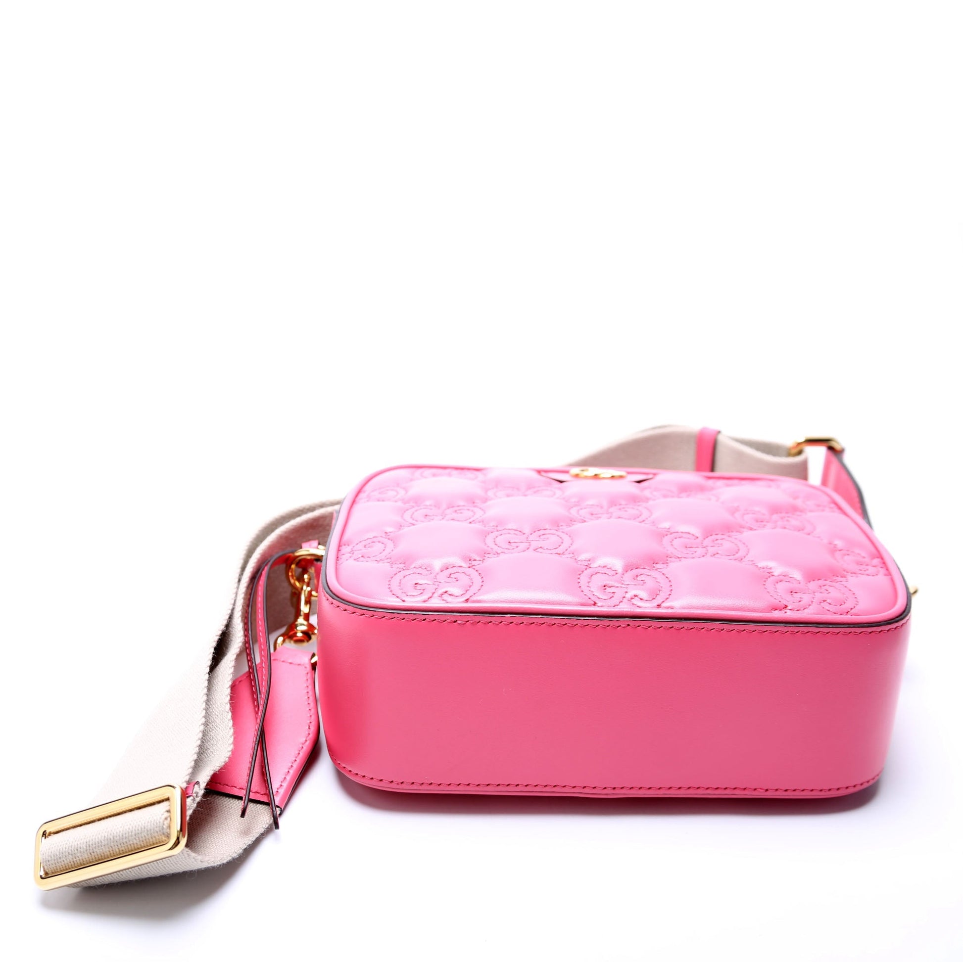 Gucci 702234 GG Matelasse Small Pink Bag