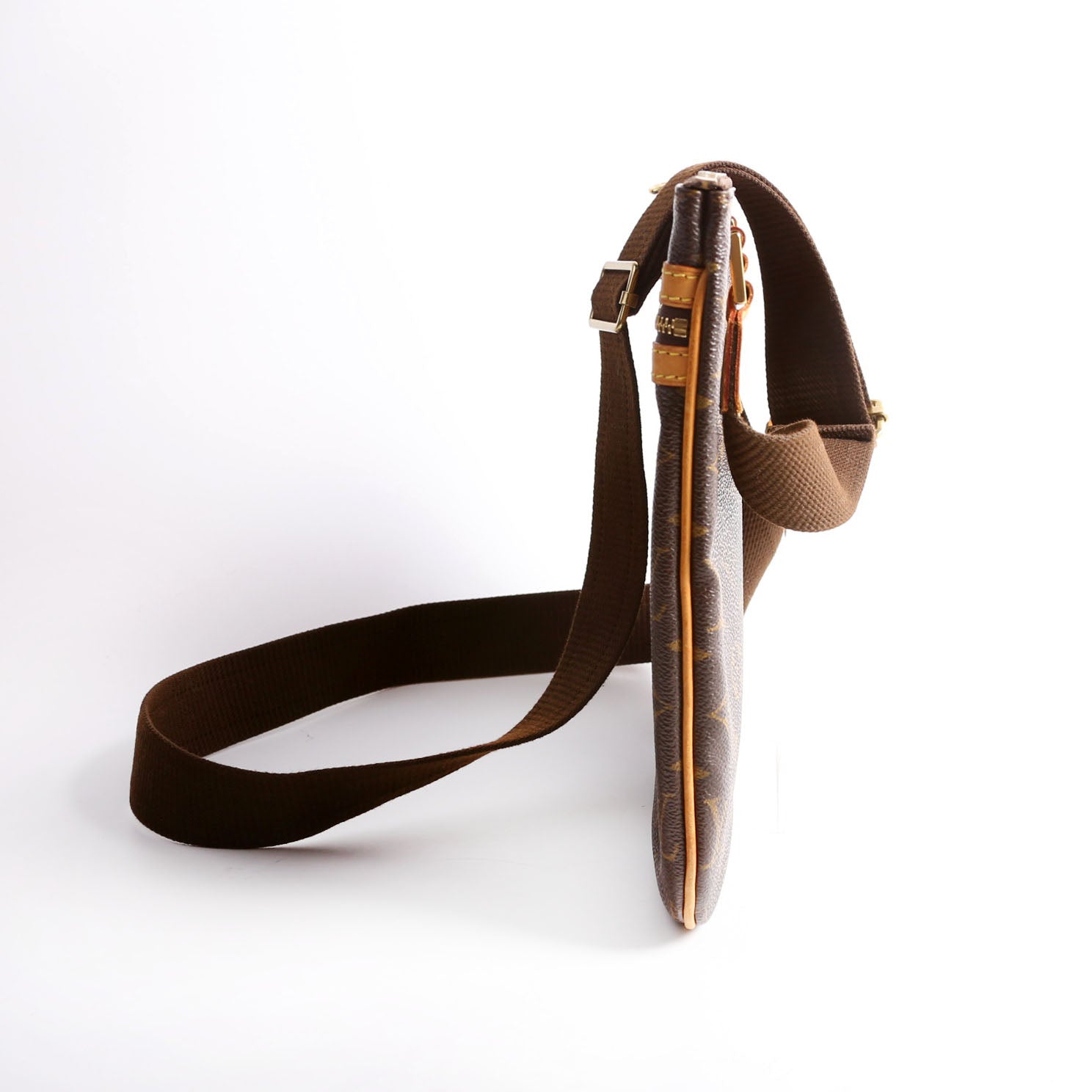 Louis Vuitton Pochette Bosphore Monogram