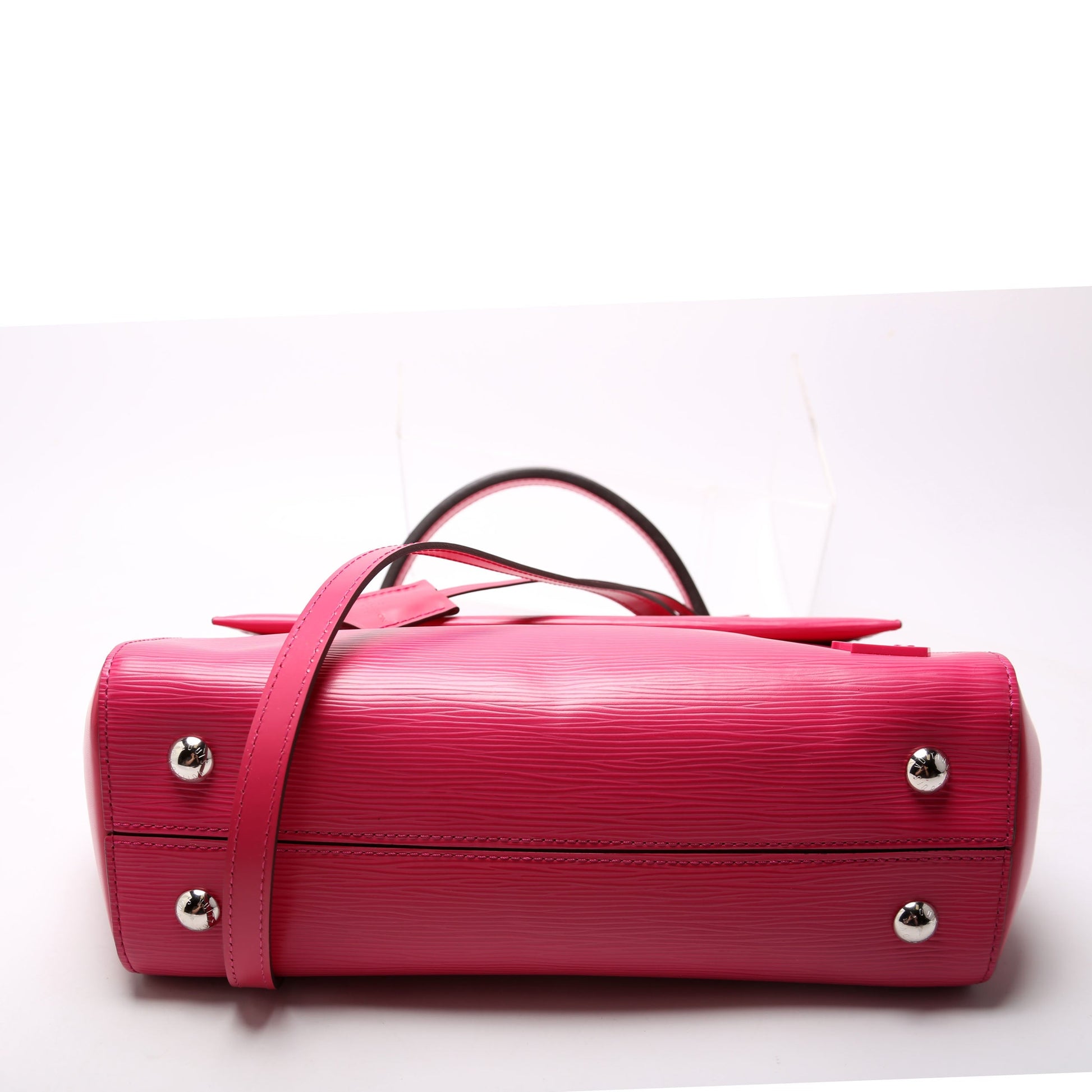 Louis Vuitton Cluny MM Epi Pink