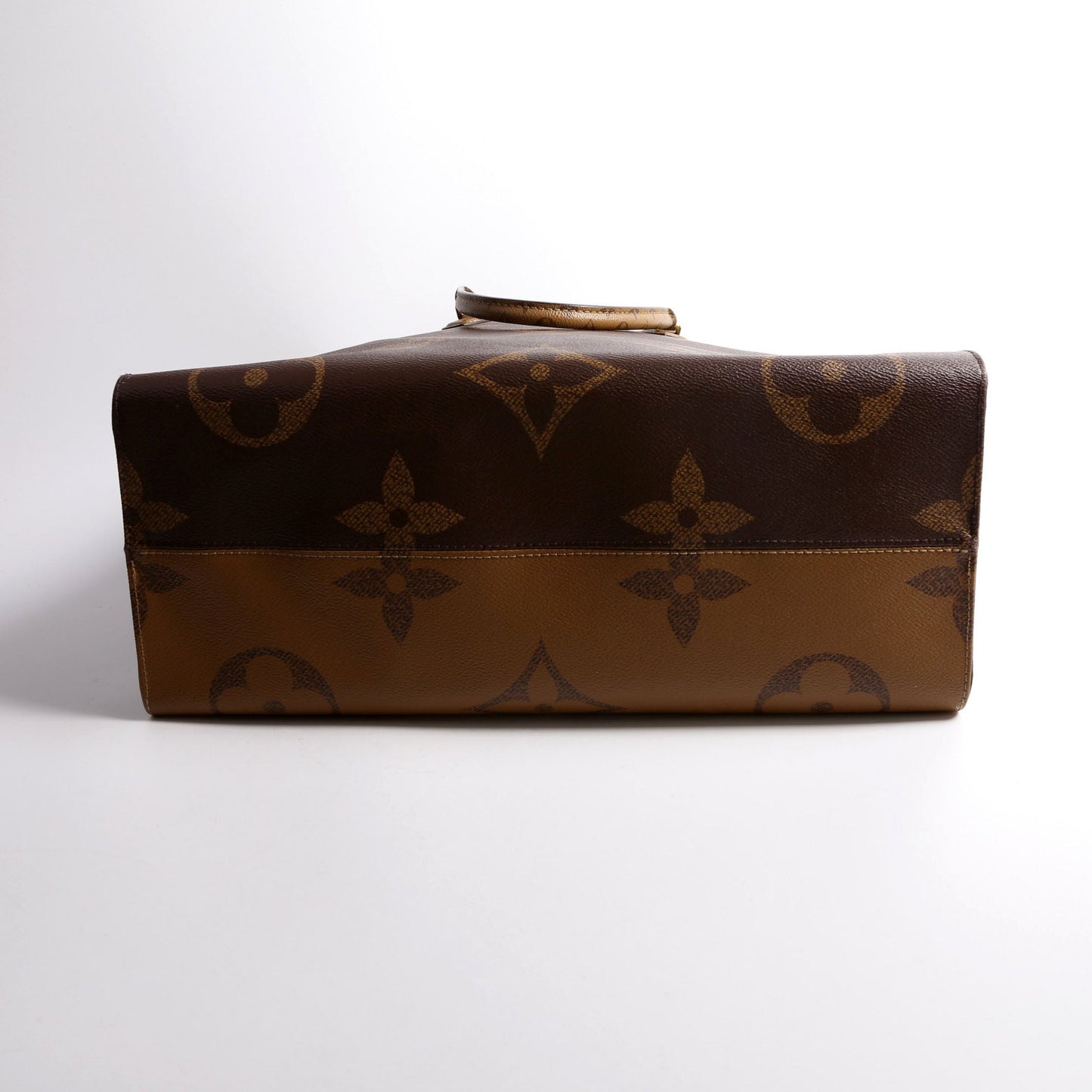 Louis Vuitton ONTHEGO GM Reverse Monogram