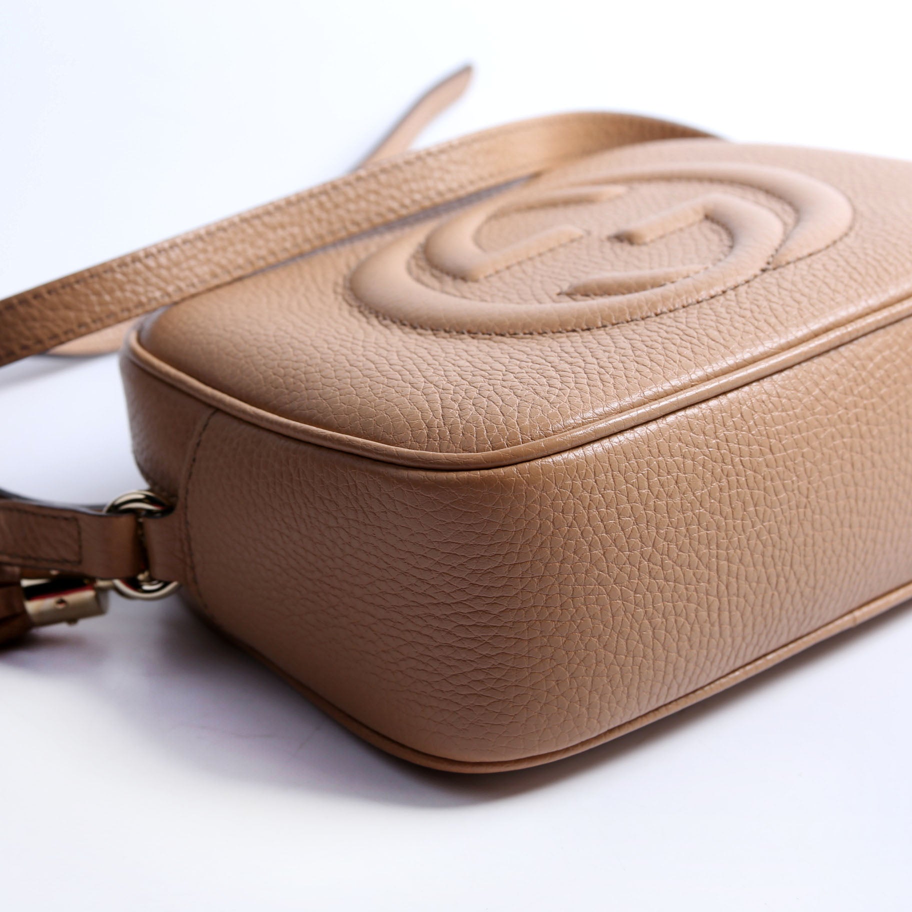 Gucci 308364 Soho Disco Crossbody Tan Bag