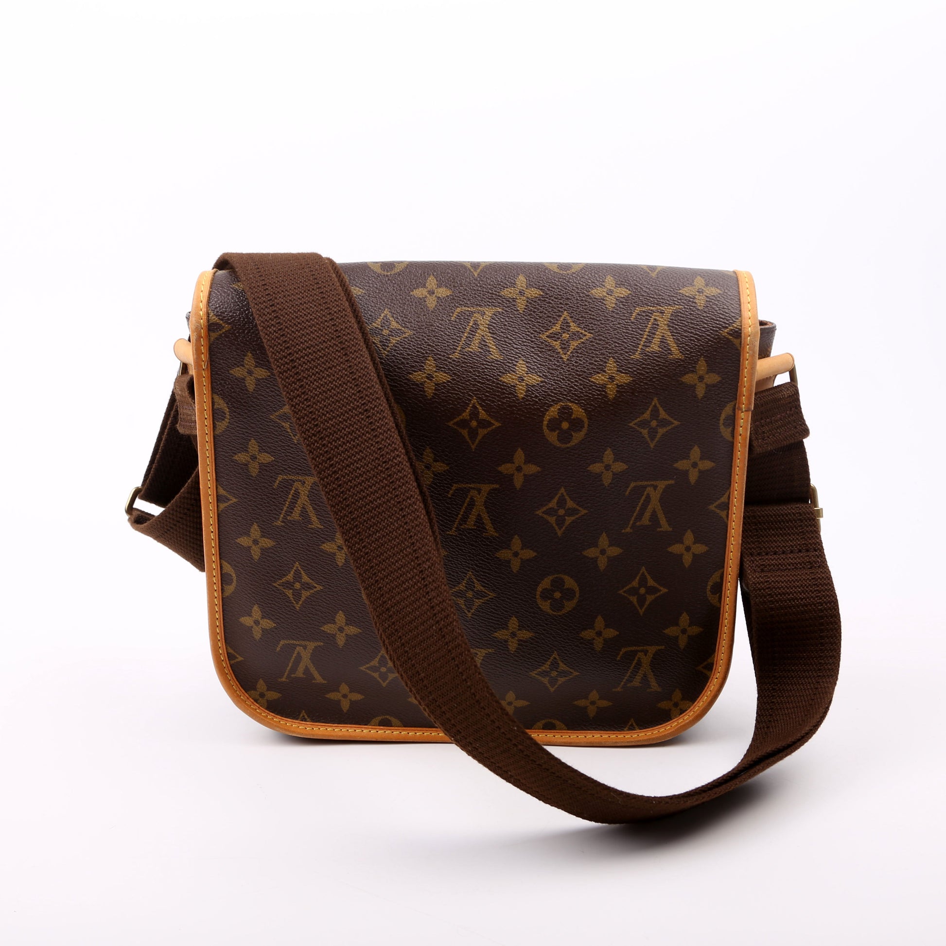 Louis Vuitton Bosphore Messenger PM