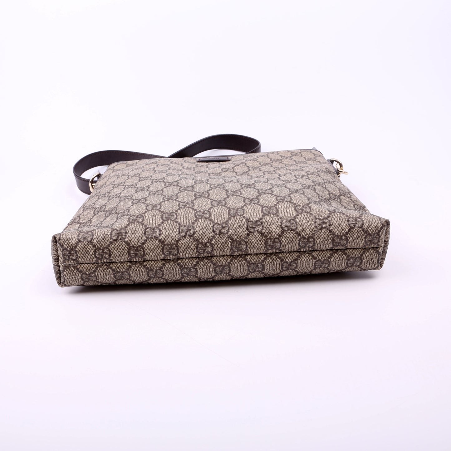 Gucci 388924 GG Supreme Crossbody Brown Bag
